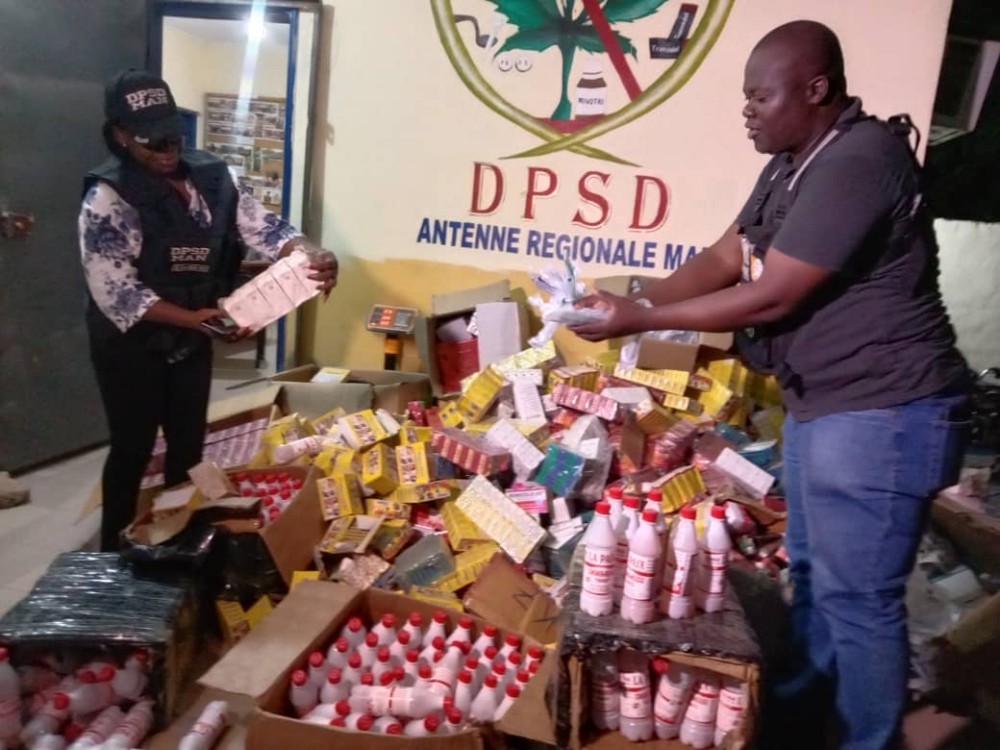 Côte d'Ivoire : Man, plusieurs médicaments prohibés et plus de 250 bouteilles du produit Atoté, saisis