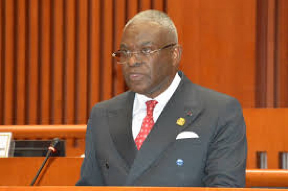 Congo : Makosso reconduit à la tête du gouvernement