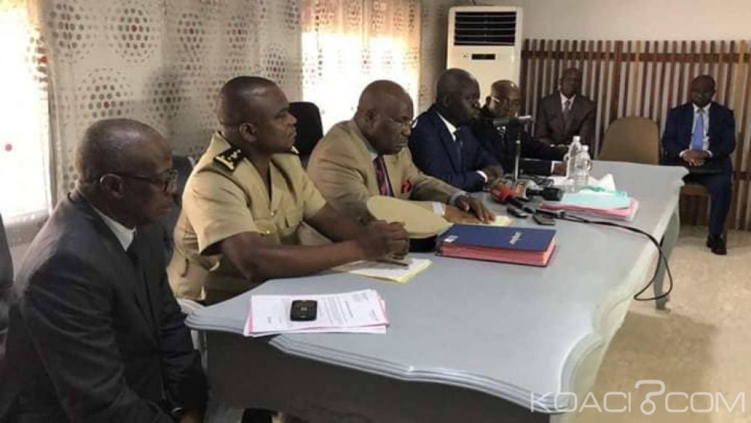 Côte d'Ivoire: Au Plateau, la délégation spéciale conduite par le préfet d'Abidjan installée, des partisans de Ehouo manifestent