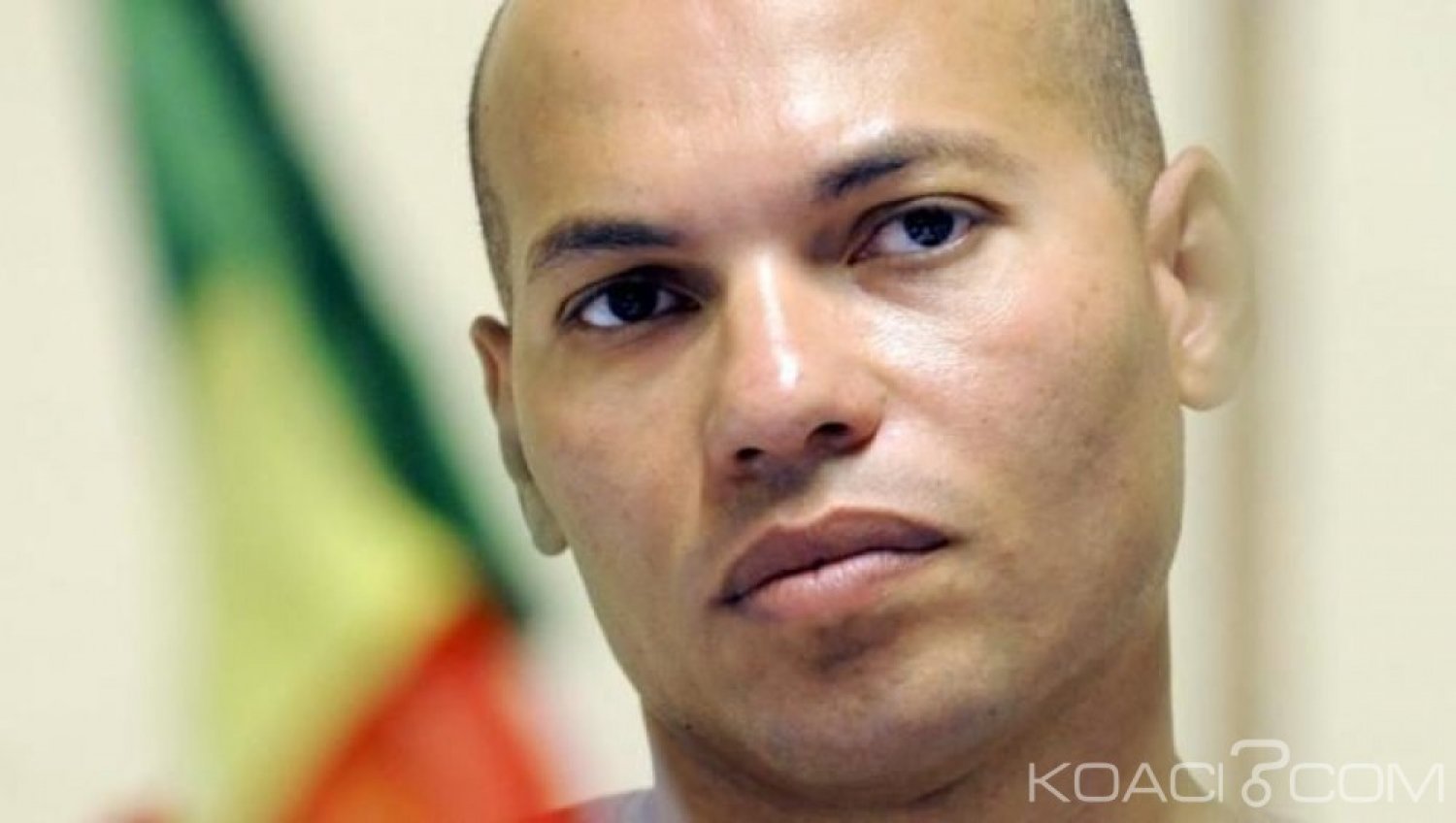 SénégalÂ : Pour prendre part à  la Présidentielle, Karim Wade renonce à  sa nationalité française