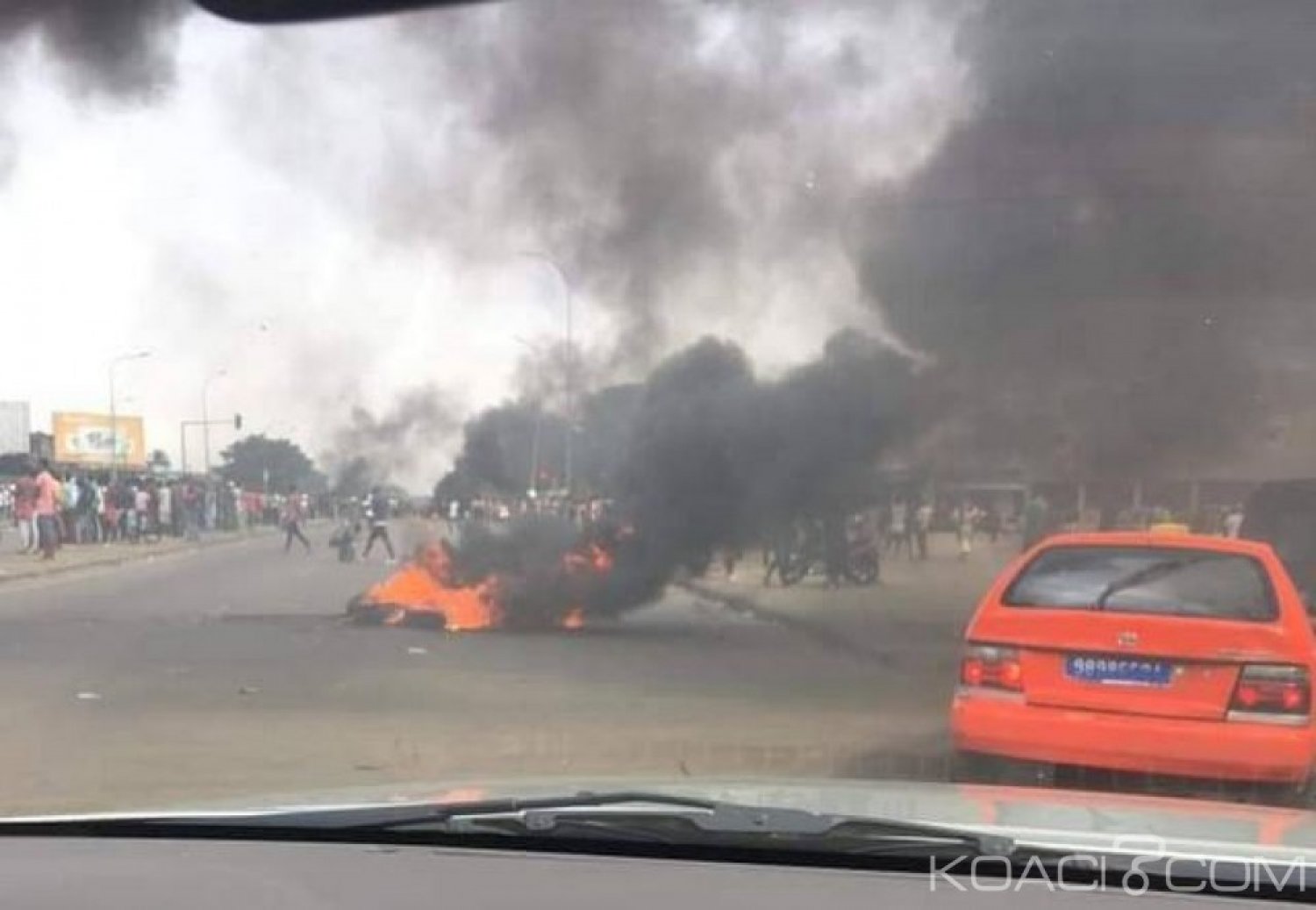 Côte d'Ivoire : Les parents des victimes présumées de la crise post-électorale manifestent à  Abobo contre l'acquittement  de Gbagbo et Blé Goudé