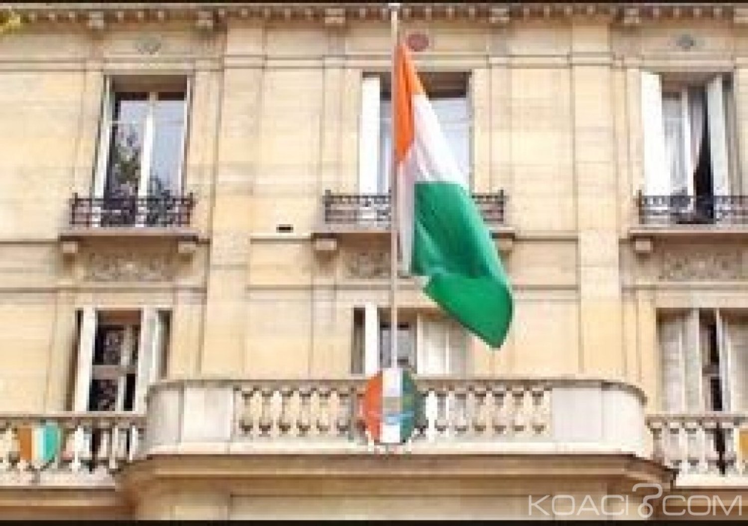Côte d'Ivoire : Fausse nouvelle d'incendie de voitures devant l'ambassade à  Paris
