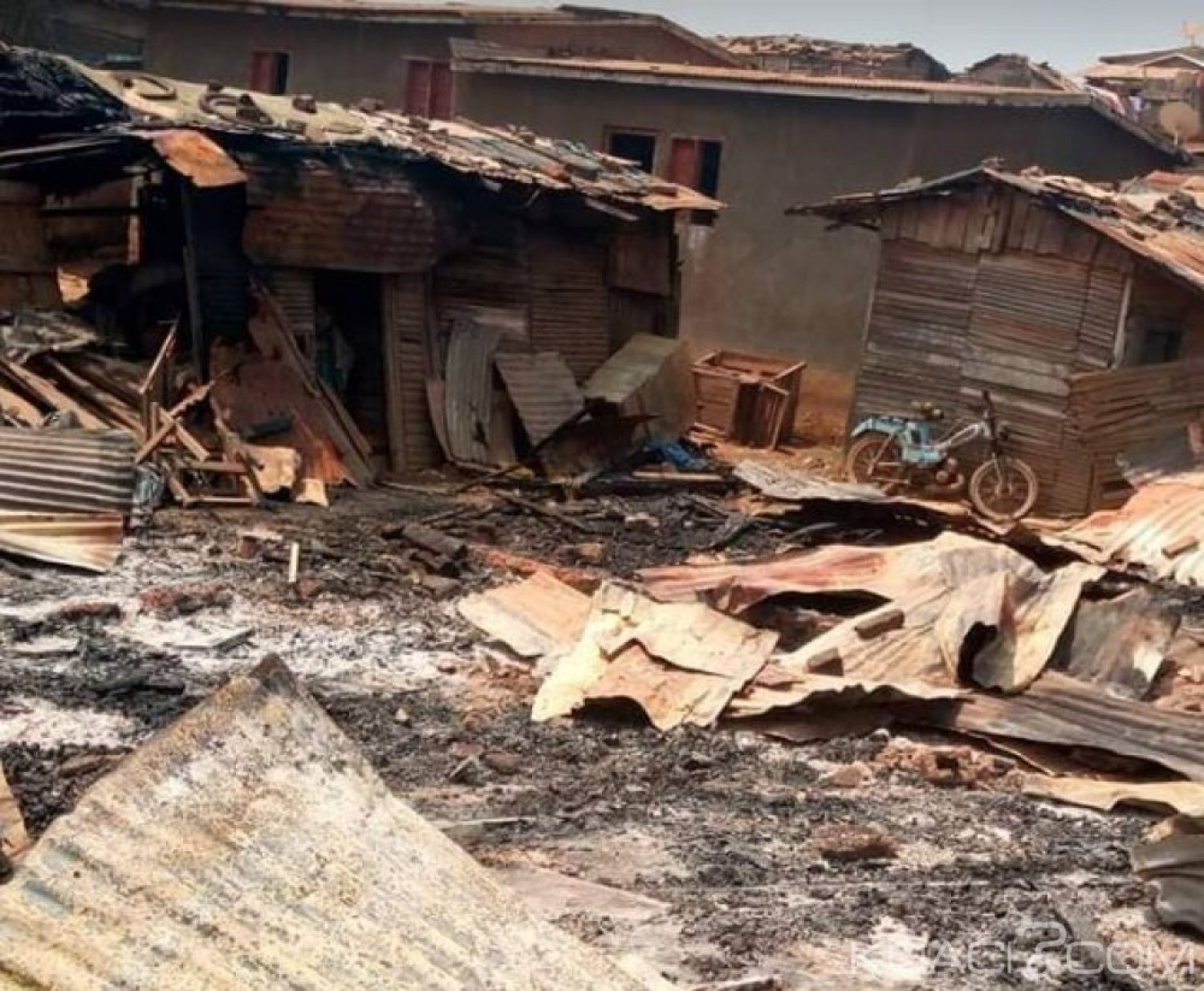 Côte d'Ivoire: Drame à  San-Pedro, un incendie fait un mort et des maisons calcinées