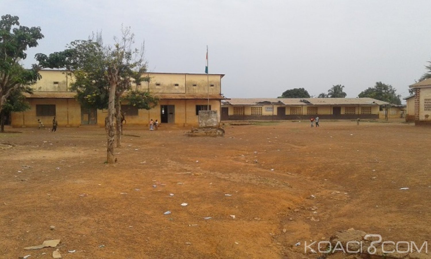 Côte d'Ivoire : Quatrième semaine de la grève des enseignants, le parti de Gbagbo dénonce l'indifférence du gouvernement