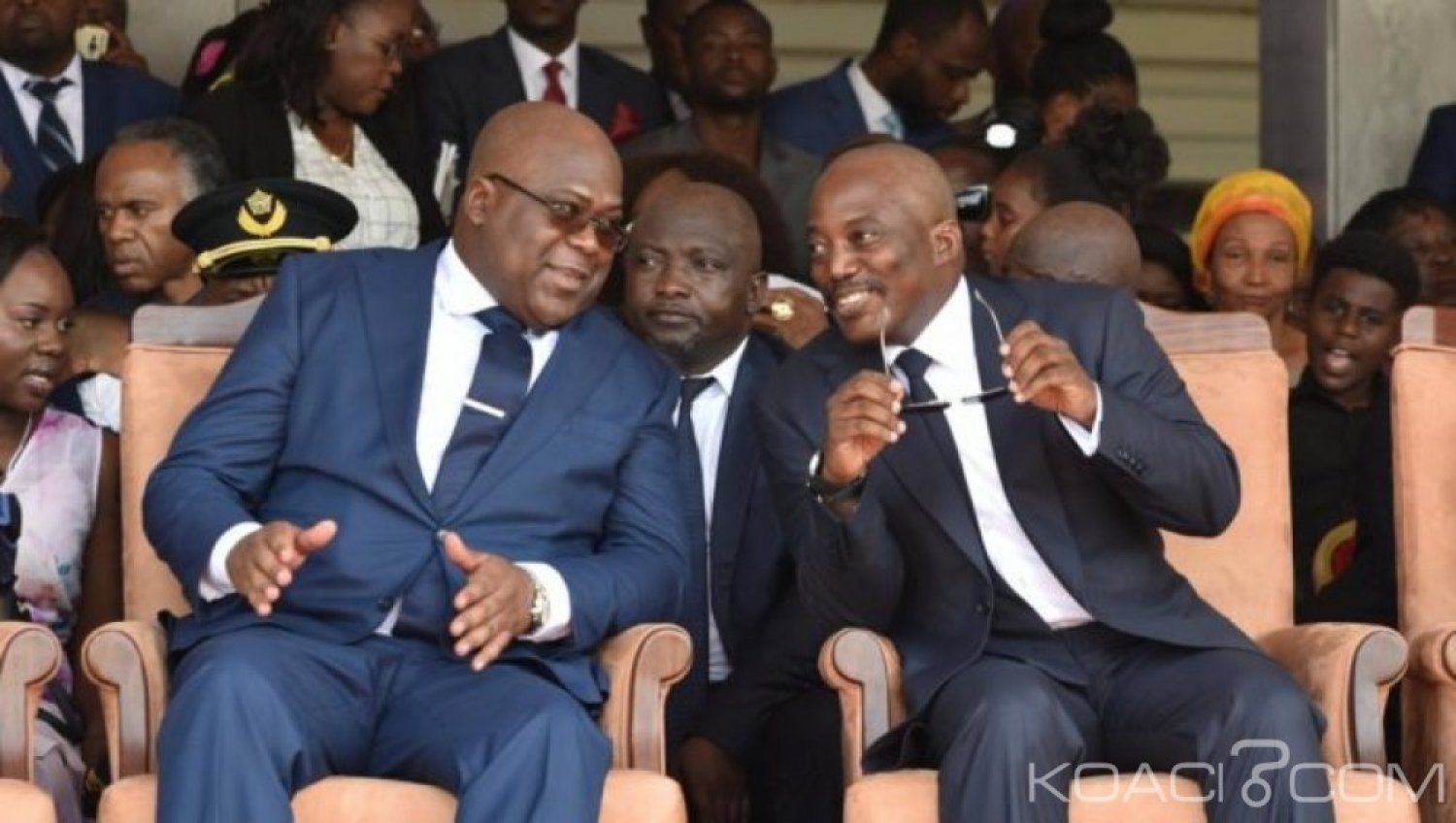 RDC:  La retraite «dorée» des anciens ministres fait débat, le gouvernement défend