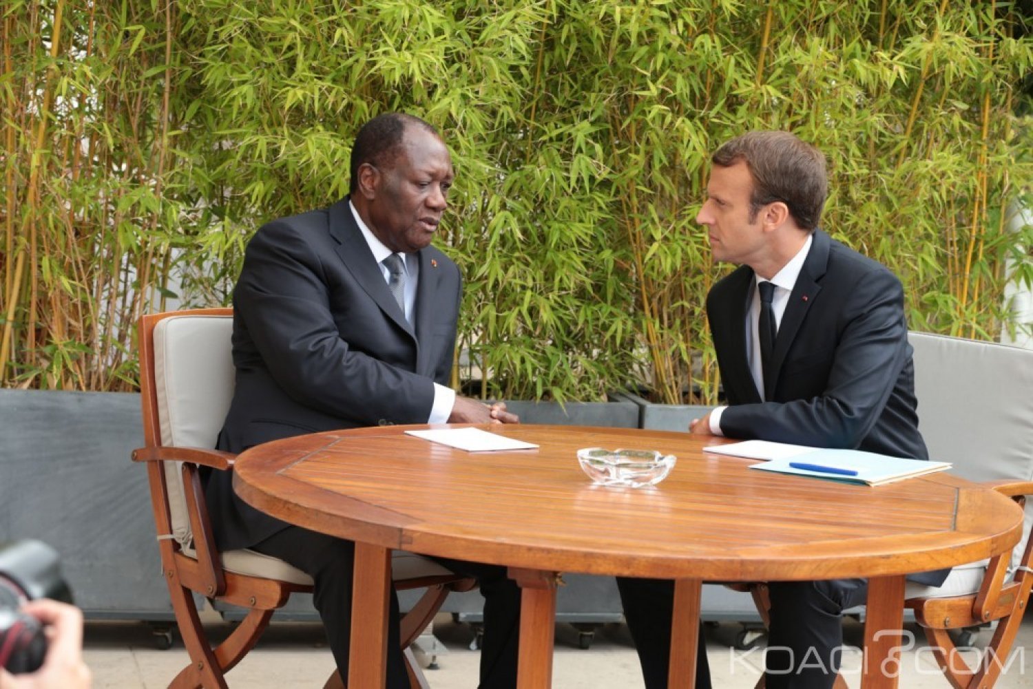 Côte d'Ivoire : Ouattara a quitté Addis-Abeba pour la France où il aura un entretien vendredi à  l'Élysée avec Macron