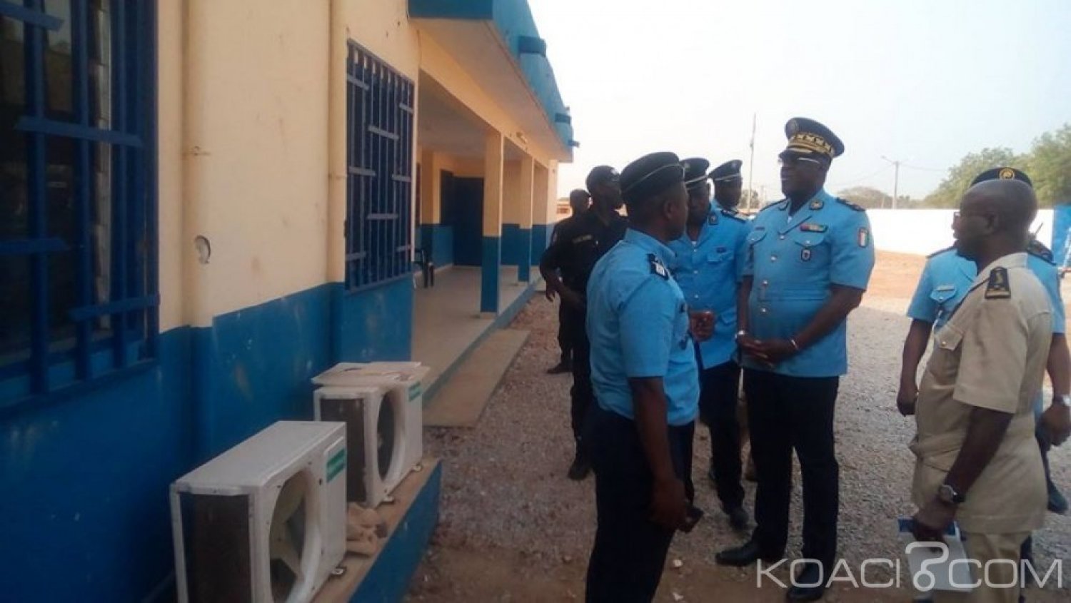 Côte d'Ivoire : Après l'assaut des élèves sur le commissariat,   depuis Botro, le DG de la police à  ses hommes, « il faut sortir de l'émotion et éviter d'avoir un esprit revanchard »