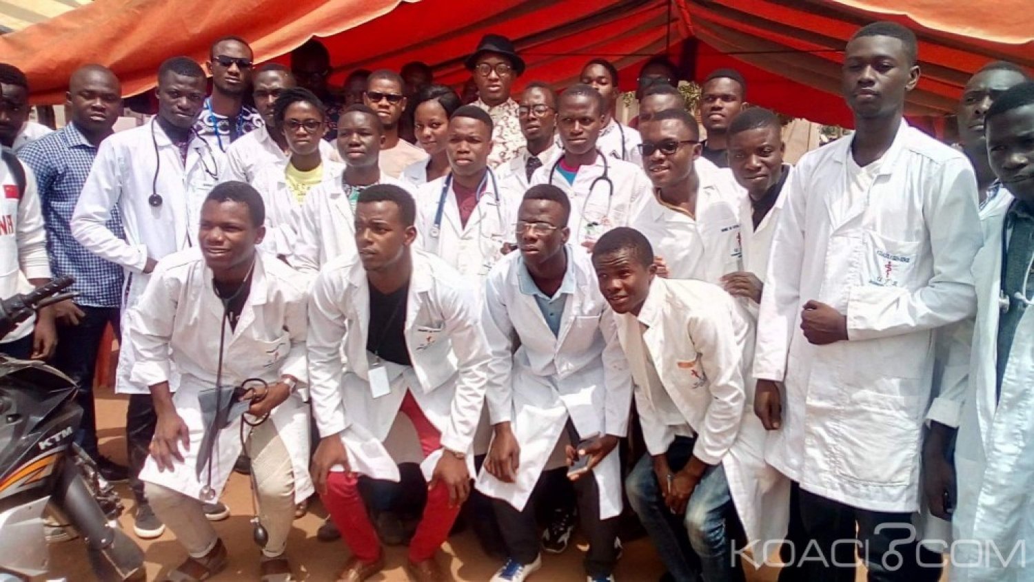 Côte d'Ivoire : Bouaké, menée par des étudiants en médecine,     la population bénéficie d'une action de dépistage gratuite