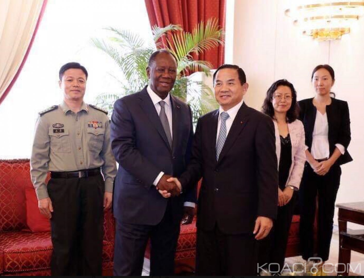 Côte d'Ivoire : L'Ambassadeur de Chine, TANG Weibin  fait ses adieux à  Ouattara