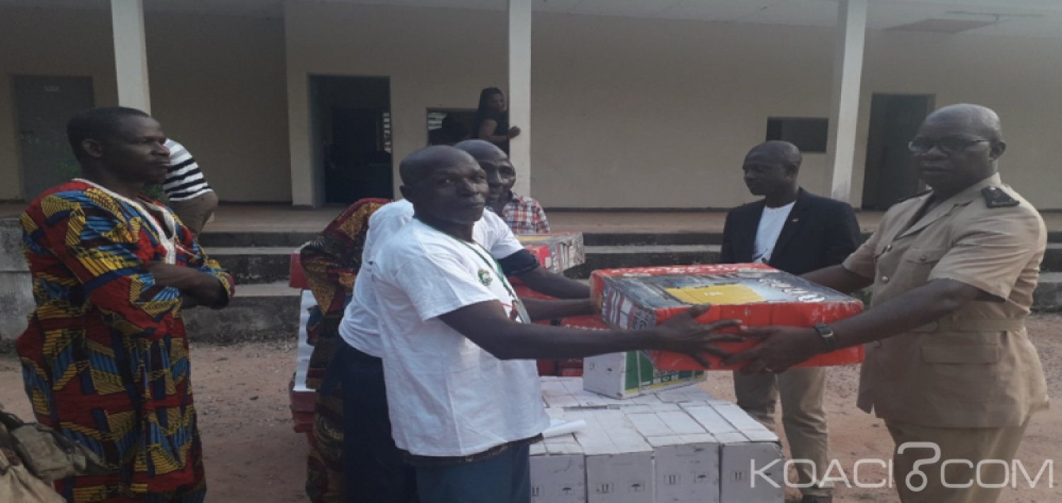 Côte d'Ivoire : Sécurisation communautaire, des kits pour des activités génératrices de revenus au bénéfice de 526 déposants d'armes et munitions