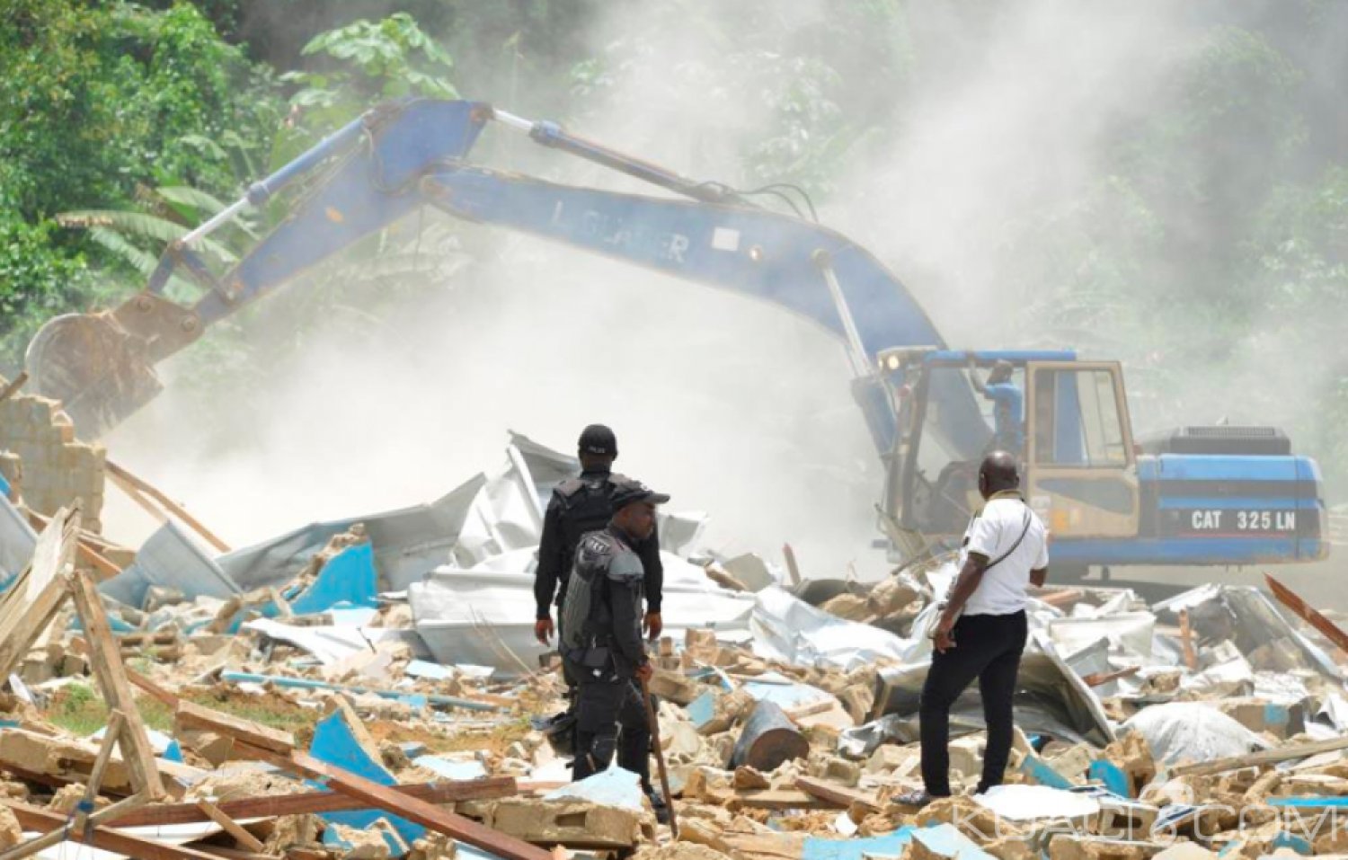 Côte d'Ivoire : Après la résistance, les occupants du Banco-Andokoi finalement déguerpis sous une forte escorte des forces de l'ordre