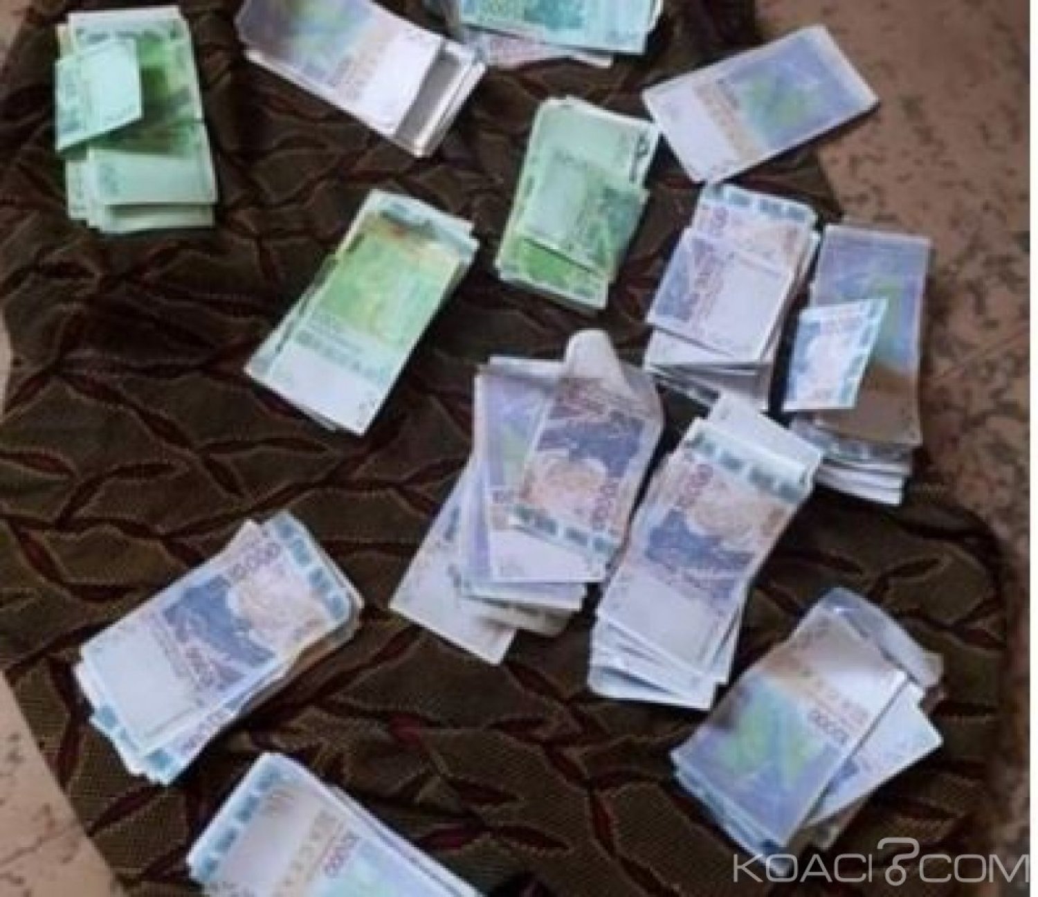 Côte d'Ivoire : À Vavoua, un individu interpellé avec de faux billets de banque
