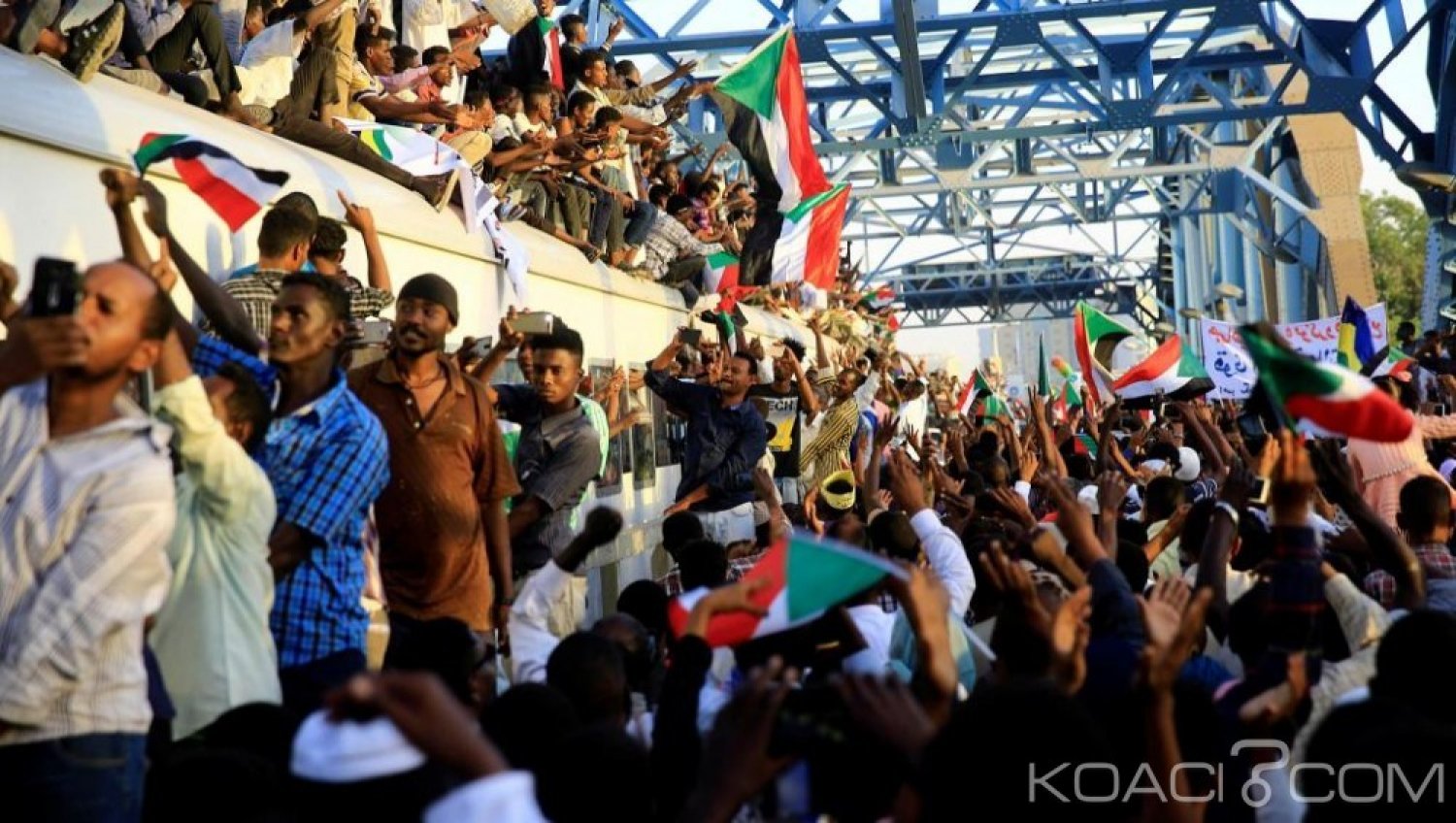 Soudan : La «marche du million» à  Khartoum, la junte militaire encore sous pression