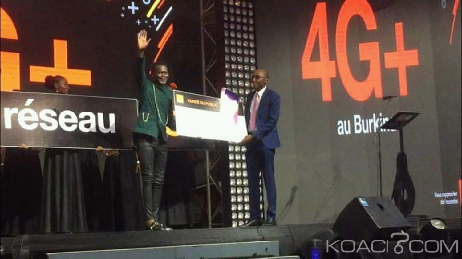 Burkina Faso-Côte d'Ivoire:  L'artiste Floby remporte le Kundé d'or, Dj Kerozen et Kiff no beat récompensés