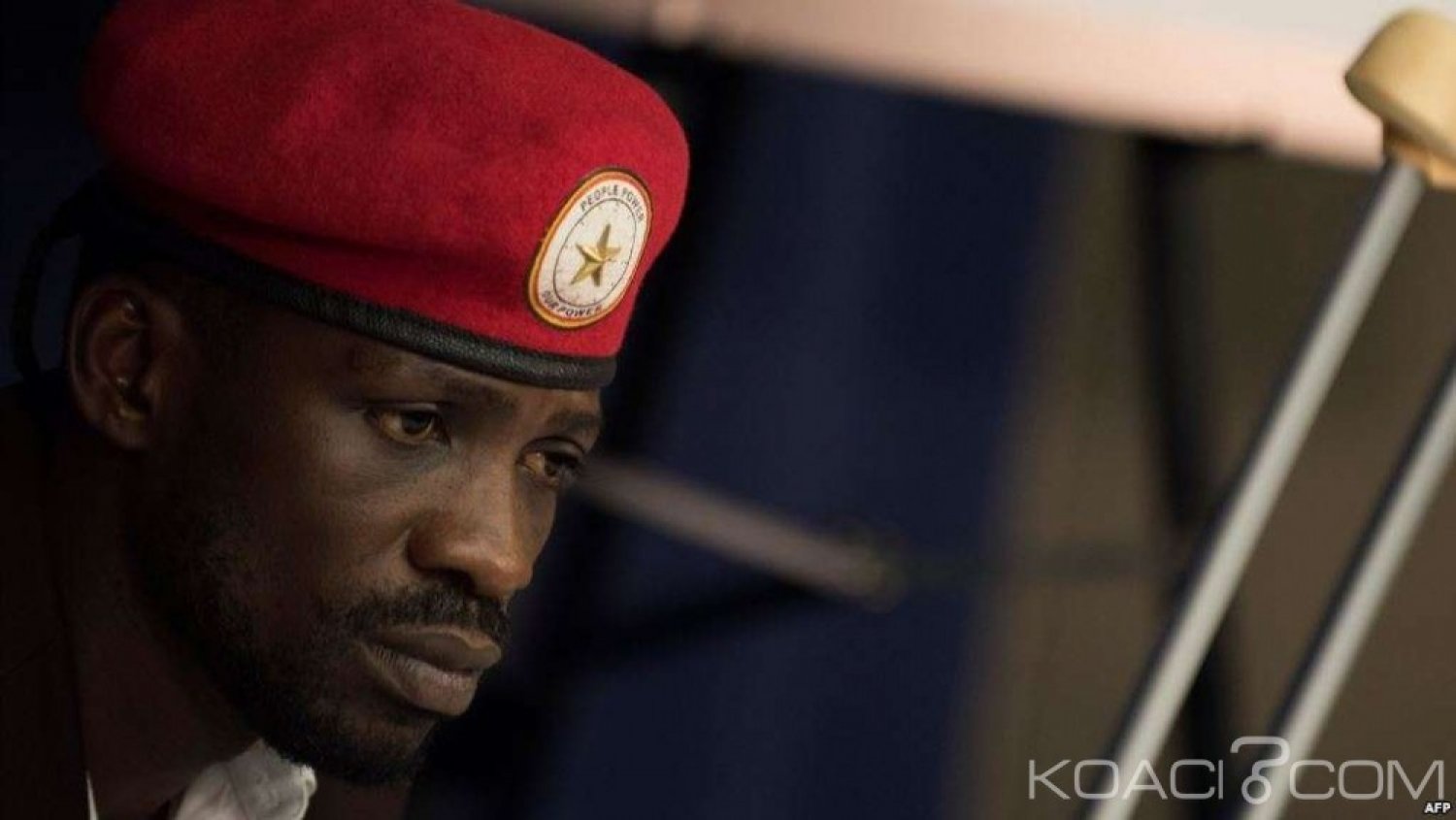 Ouganda :Le chanteur et opposant Bobi Wine inculpé et placé en détention
