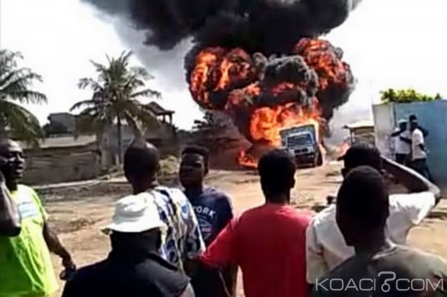 Benin-Togo : Un camion d'essence parti en fumée à  Hillacondji