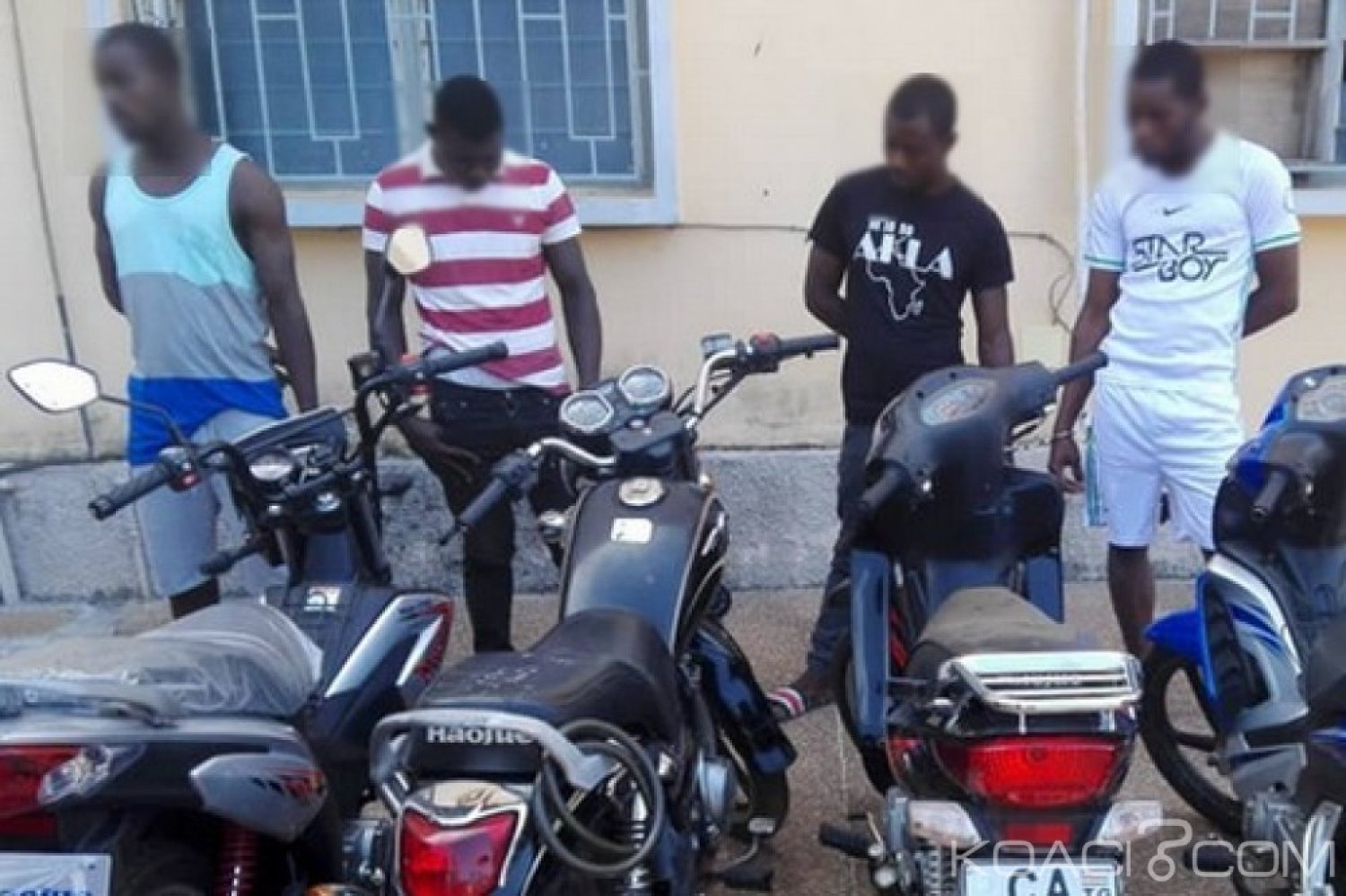 Togo : Quatre voleurs de motos arrêtés, leur astuce exposée