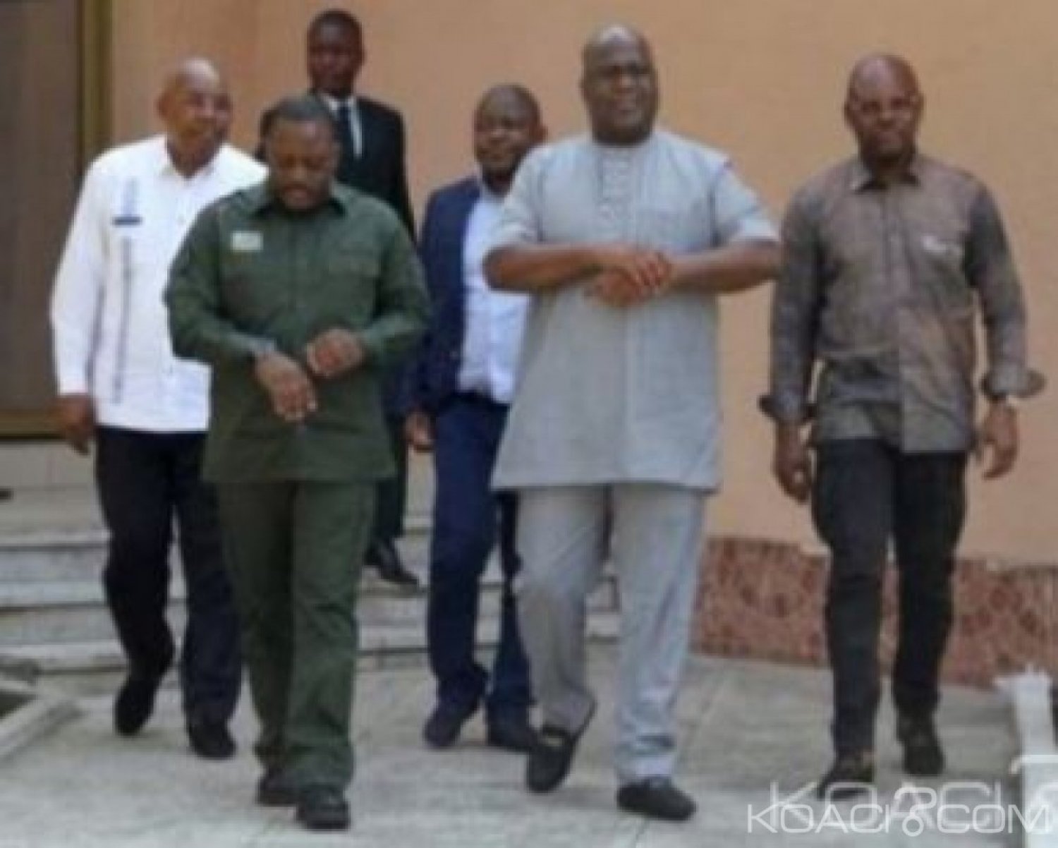 RDC: Felix Tshisekedi met en garde les gouverneurs contre la corruption , Fayulu l'appelle à  divorcer d' avec Kabila