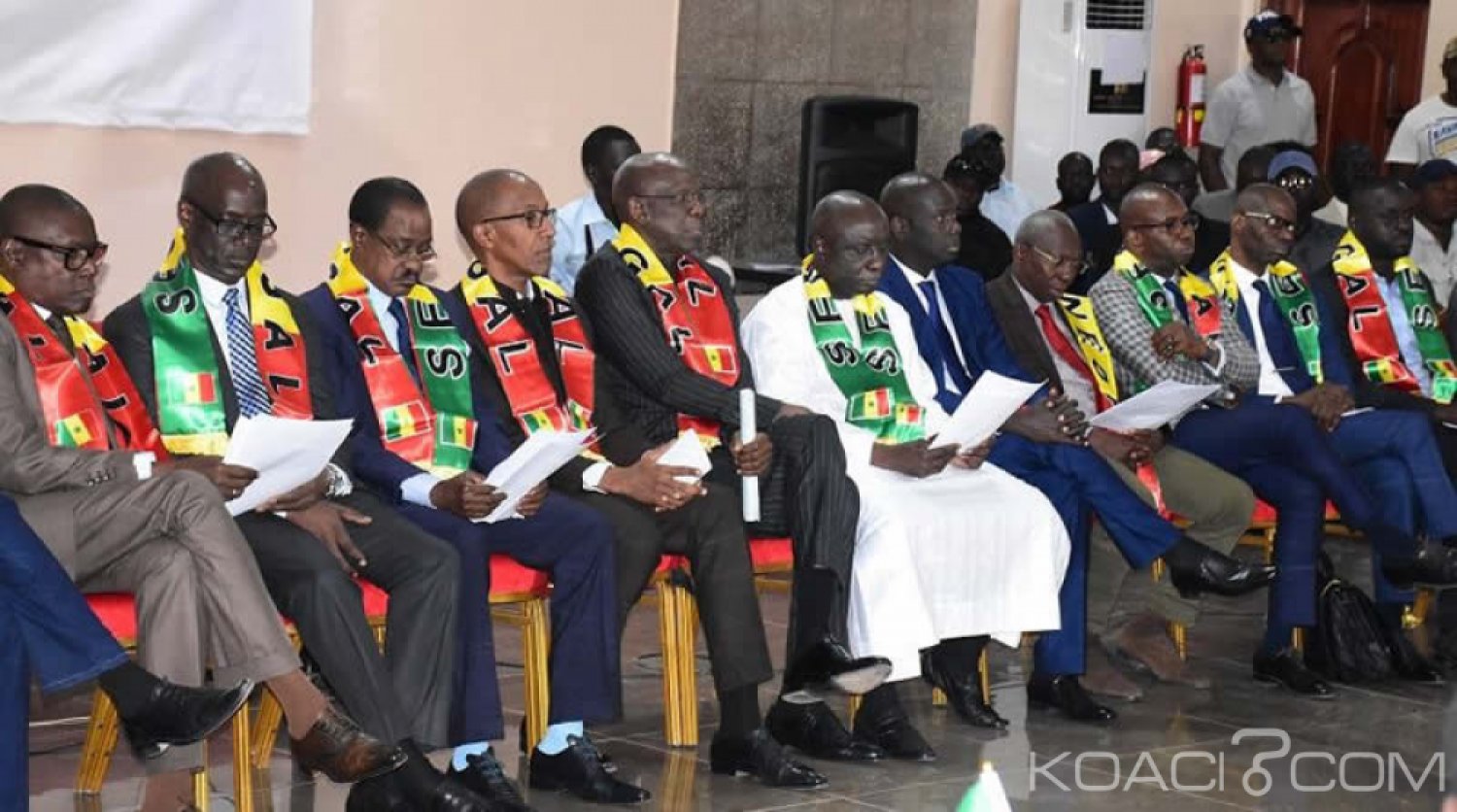 Sénégal : Quatre leaders de l'opposition menacés de mort pour avoir dénoncé le frère du Président Sall