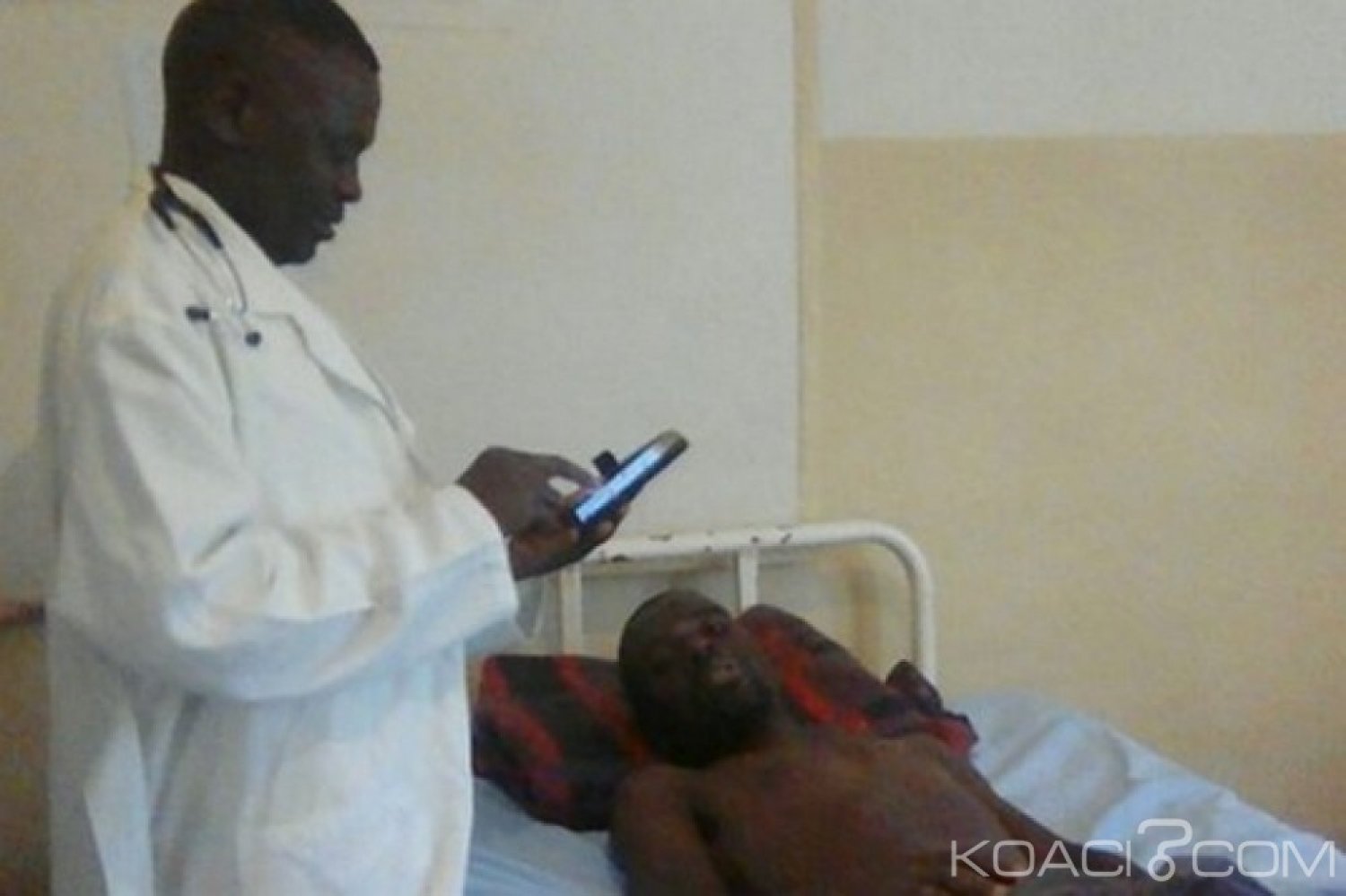 Ghana : Projet de privation de téléphone pour les agents de santé en service