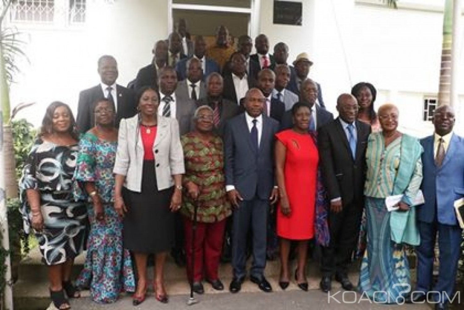 Côte d'Ivoire :  Divergences sur l'attribution du poste du Président de la CEI entre l'opposition, le pouvoir, les Organisations de la Société civile et les ONG