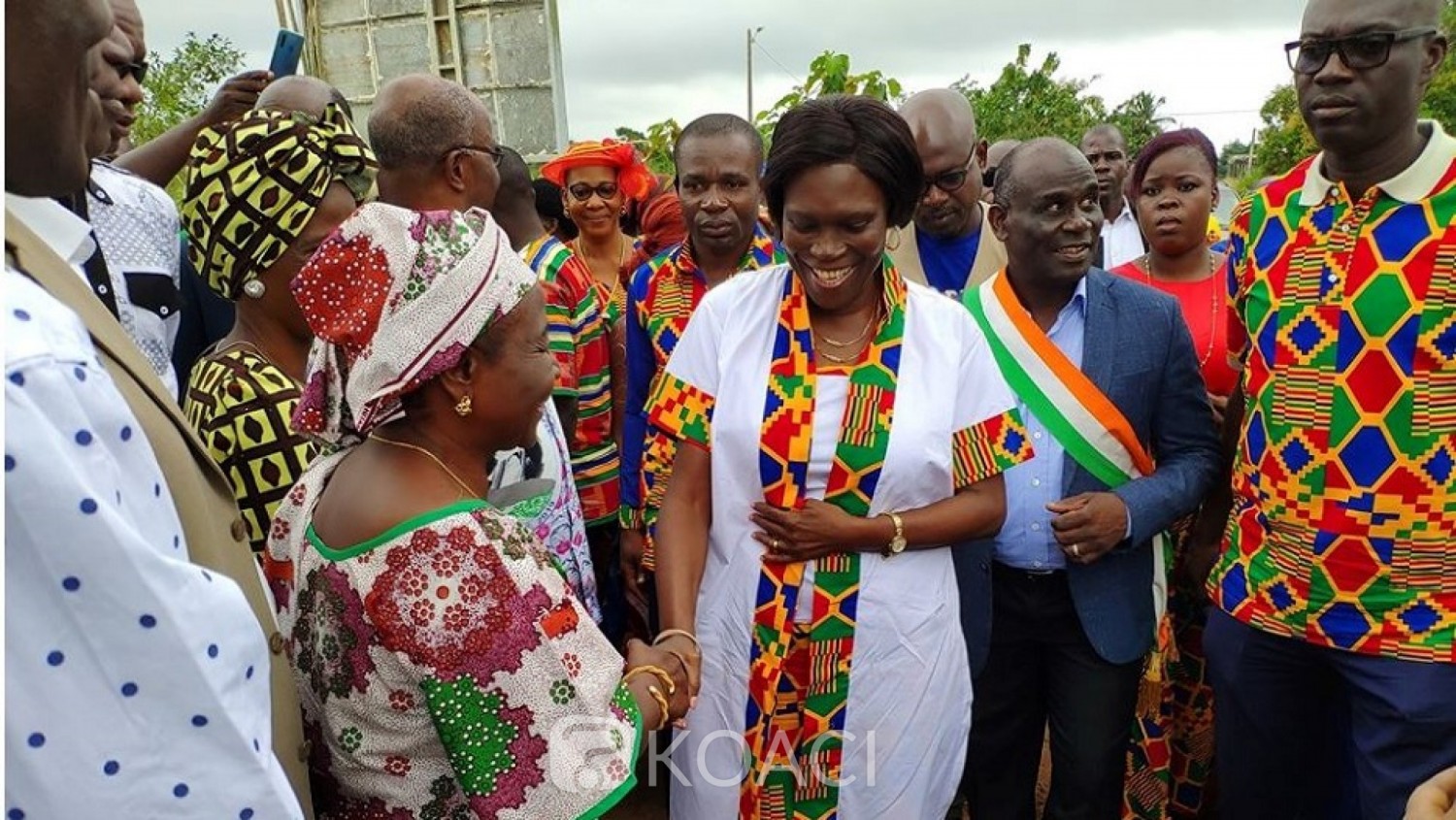 Côte d'Ivoire: Hommage à Memel Fotê, à Dabou, Simone accueillie par un proche de Soro