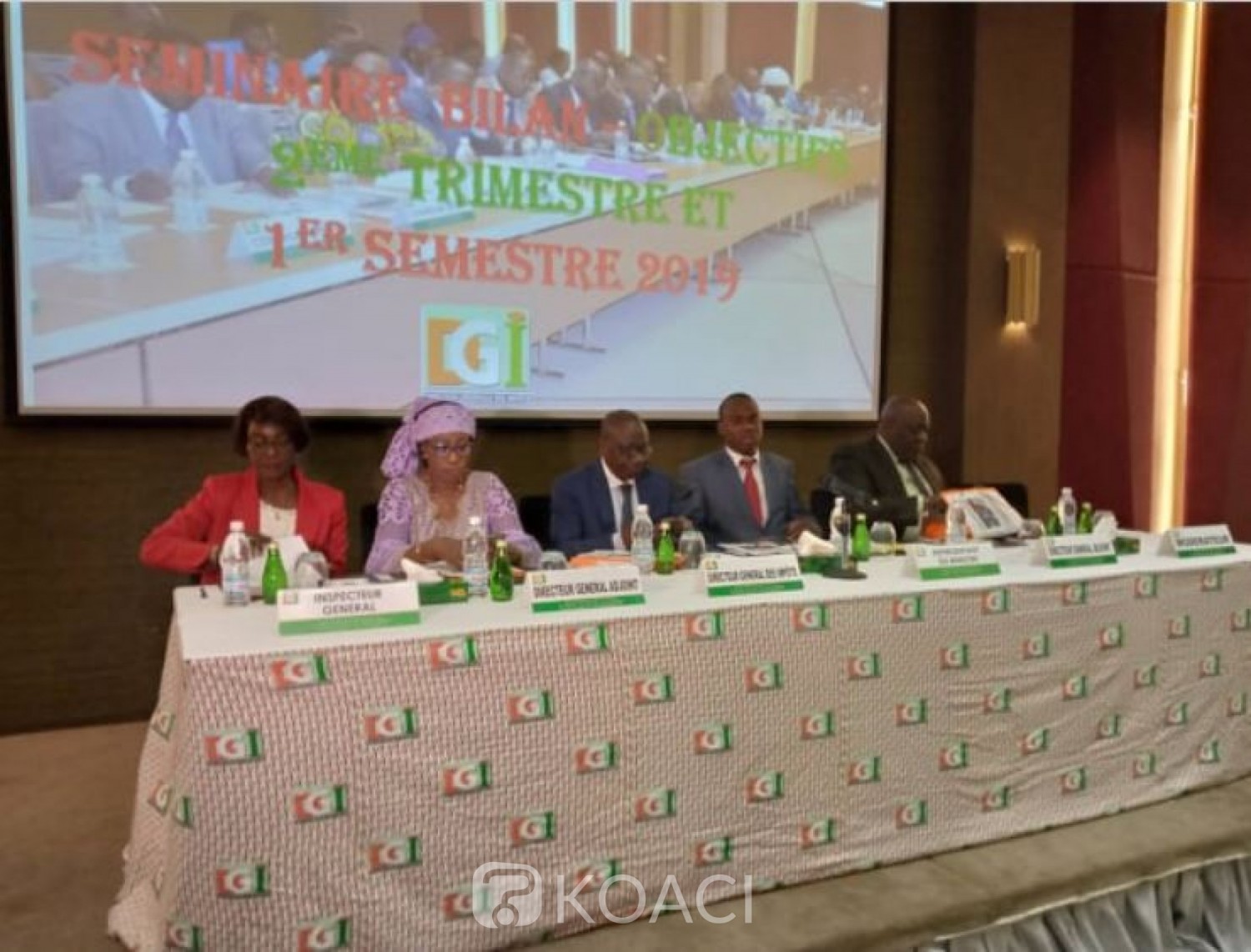 Côte d'Ivoire : Les résultats en demi-teinte réalisés par les Impôts au deuxième  trimestre 2019 (702,1 pour un objectif de 703,2 milliards FCFA)