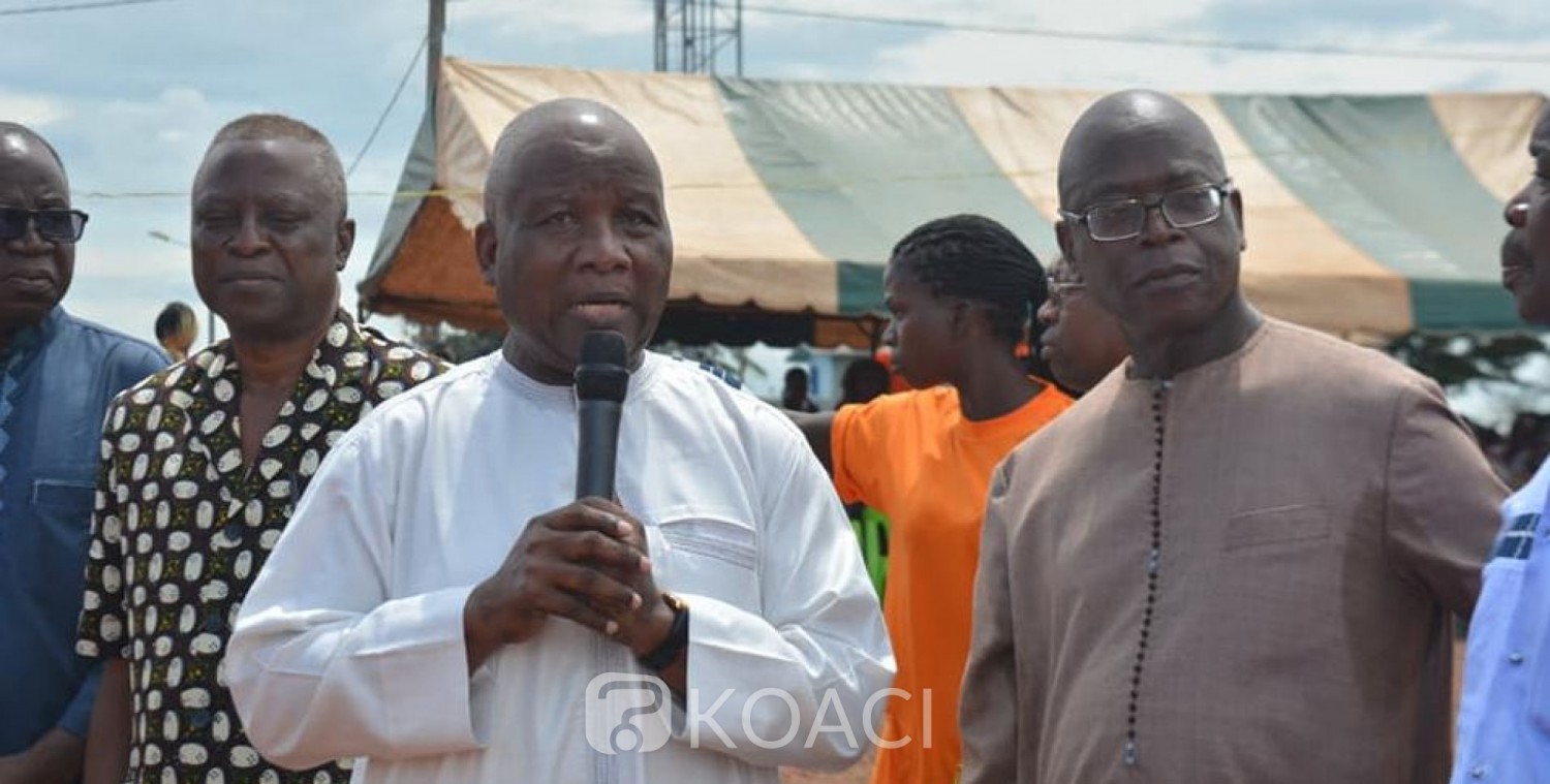 Côte d'Ivoire: A Guiglo des cadres FPI et RHDP se retrouvent pour évoquer la question du foncier, le maire proche du parti au pouvoir reconnait les mérites des anciens ministres de Gbagbo