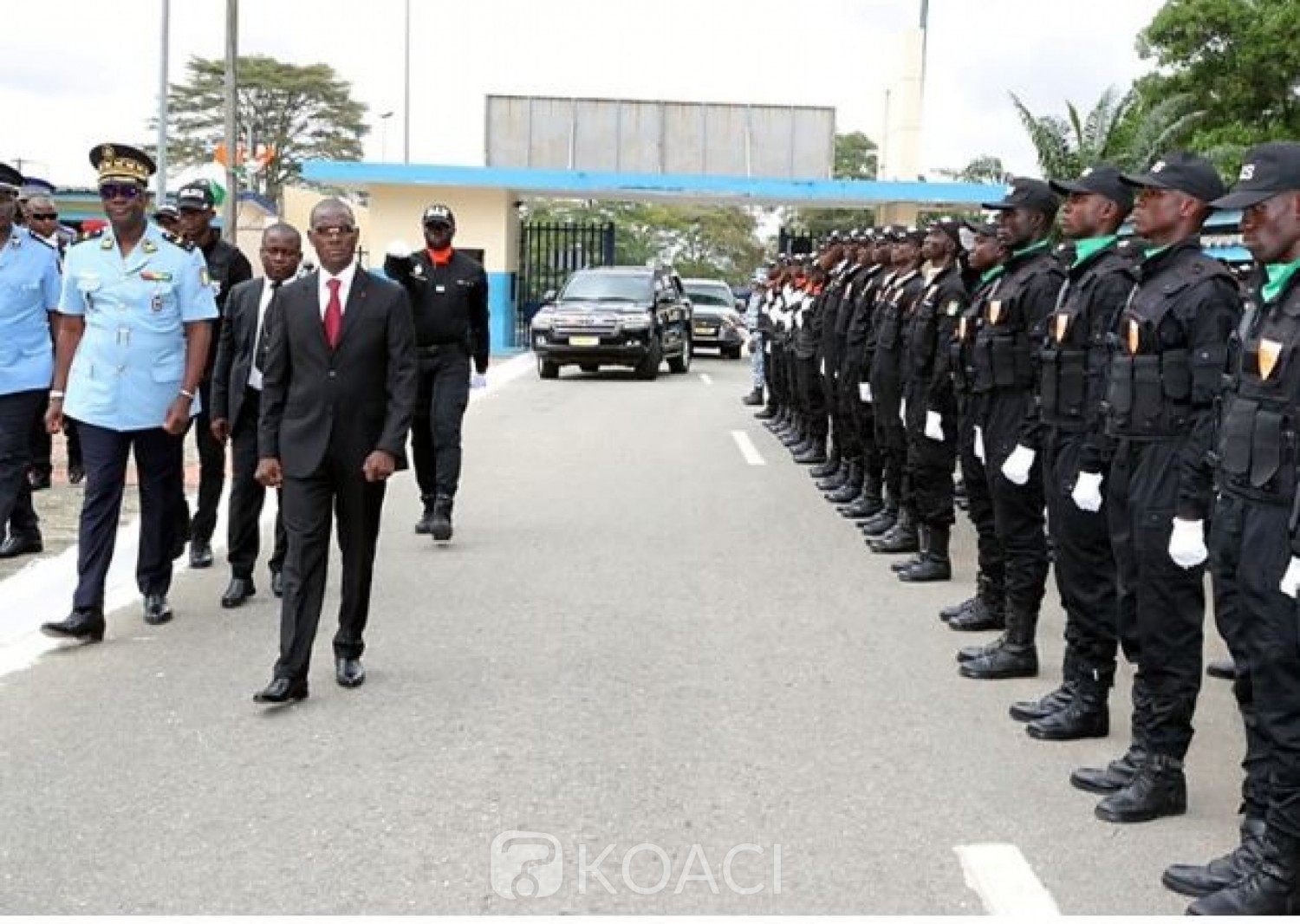 Côte d'Ivoire : Face aux nouvelles recrues de la police, le ministre  Vagondo Diomandé partage sa vision  à la tête de  son département