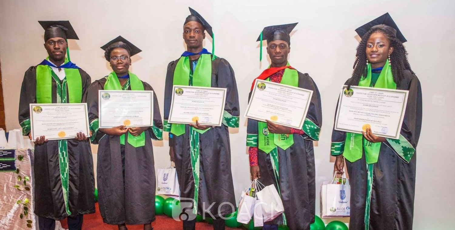 Côte d'Ivoire :   Education, cinq étudiants ivoiriens obtiennent leur Bachelor de la NCC Education d'Angleterre à partir d'Abidjan