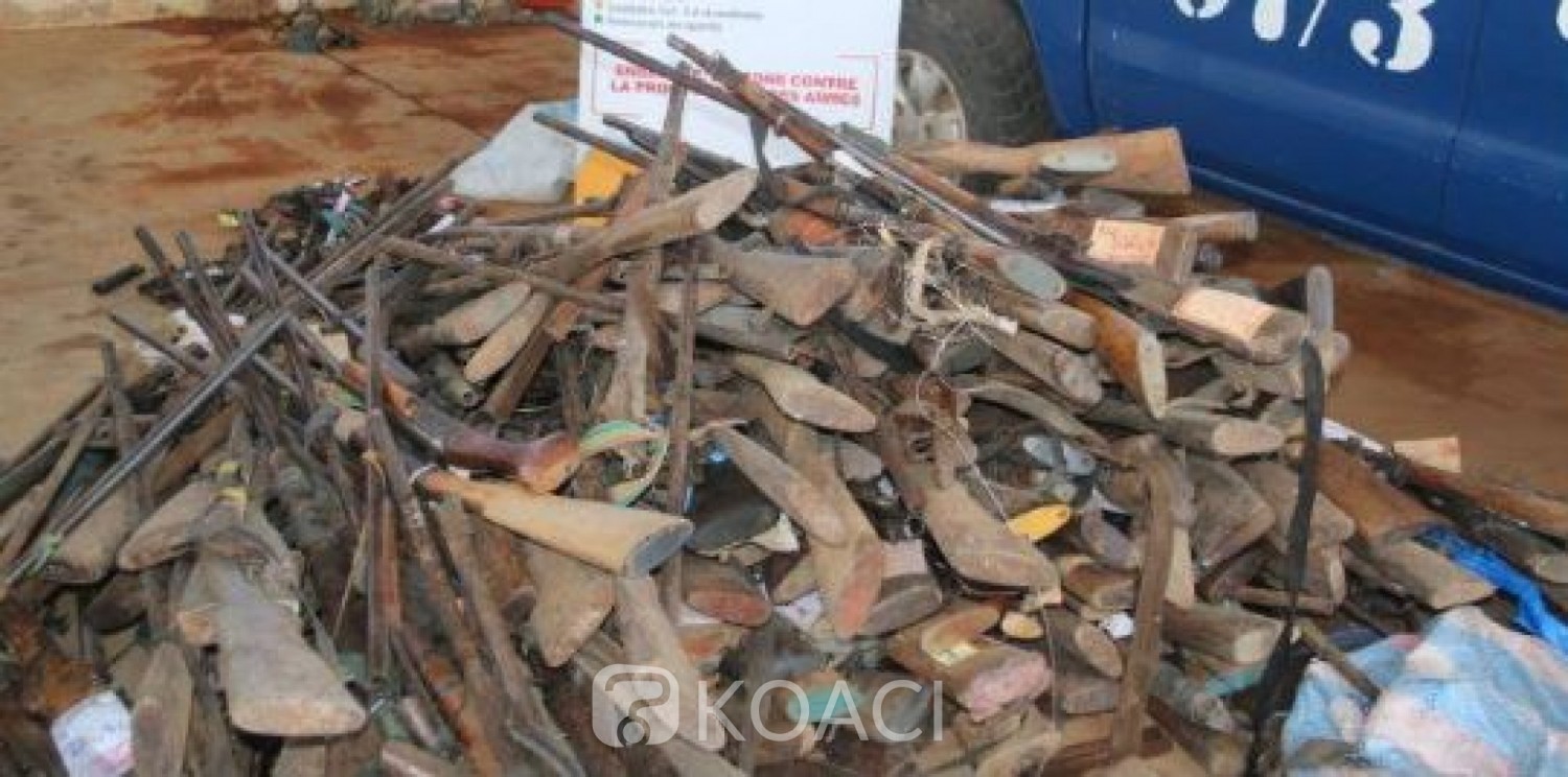 Côte d'Ivoire: Les autorités judiciaires saisissent  et confisquent 356 armes dans le centre du pays