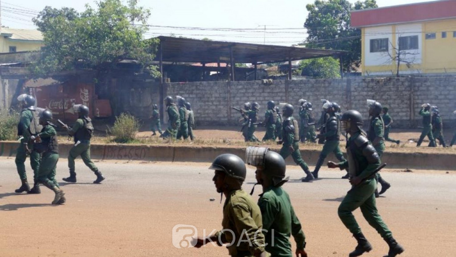 Guinée: 3ème mandat, des blessés graves à Conakry dans des heurts entre opposants et forces de sécurité