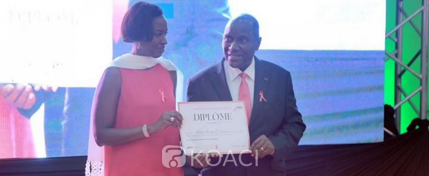Côte d'Ivoire: Lutte contre le cancer du sein, 2248 nouveaux diagnostiqués,  Bolloré Transport & Logistics reçoit une distinction des mains de Duncan