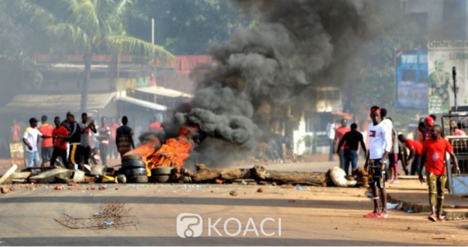 Guinée: Les manifestations anti-3ème mandat  ont déjà fait neuf morts et des dizaines de blessés