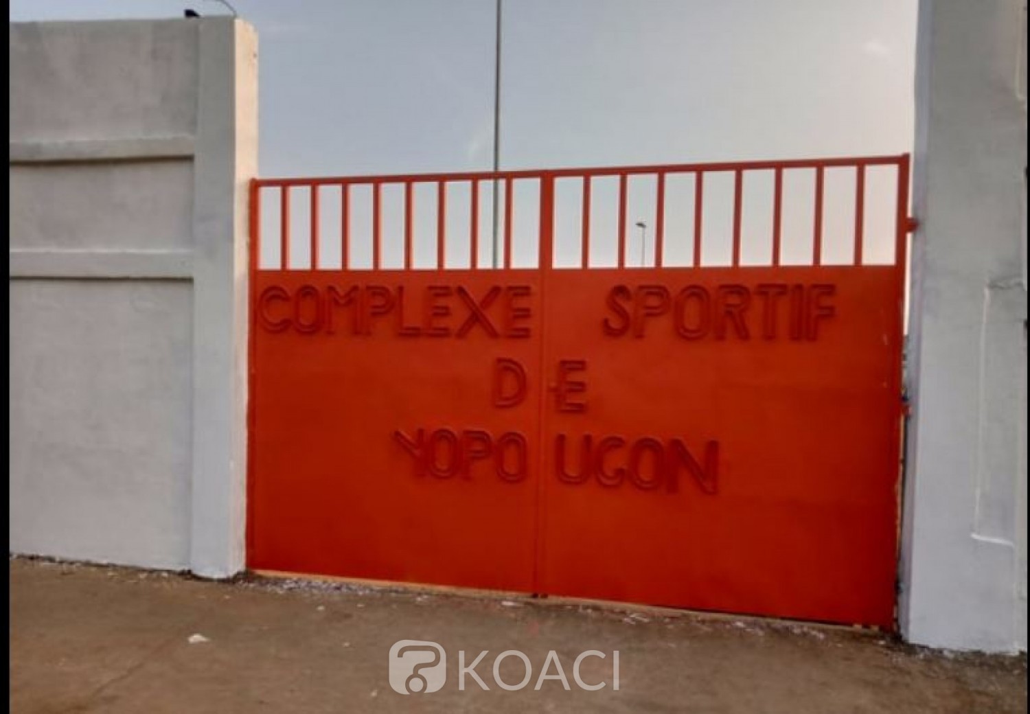 Côte d'Ivoire: Complexe sportif de Yopougon, la mairie fait détruire la clôture érigée par la FIF