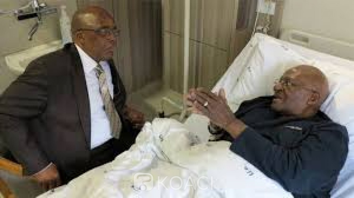 Afrique du Sud: Après six jours d'hospitalisation, Desmond Tutu regagne son domicile