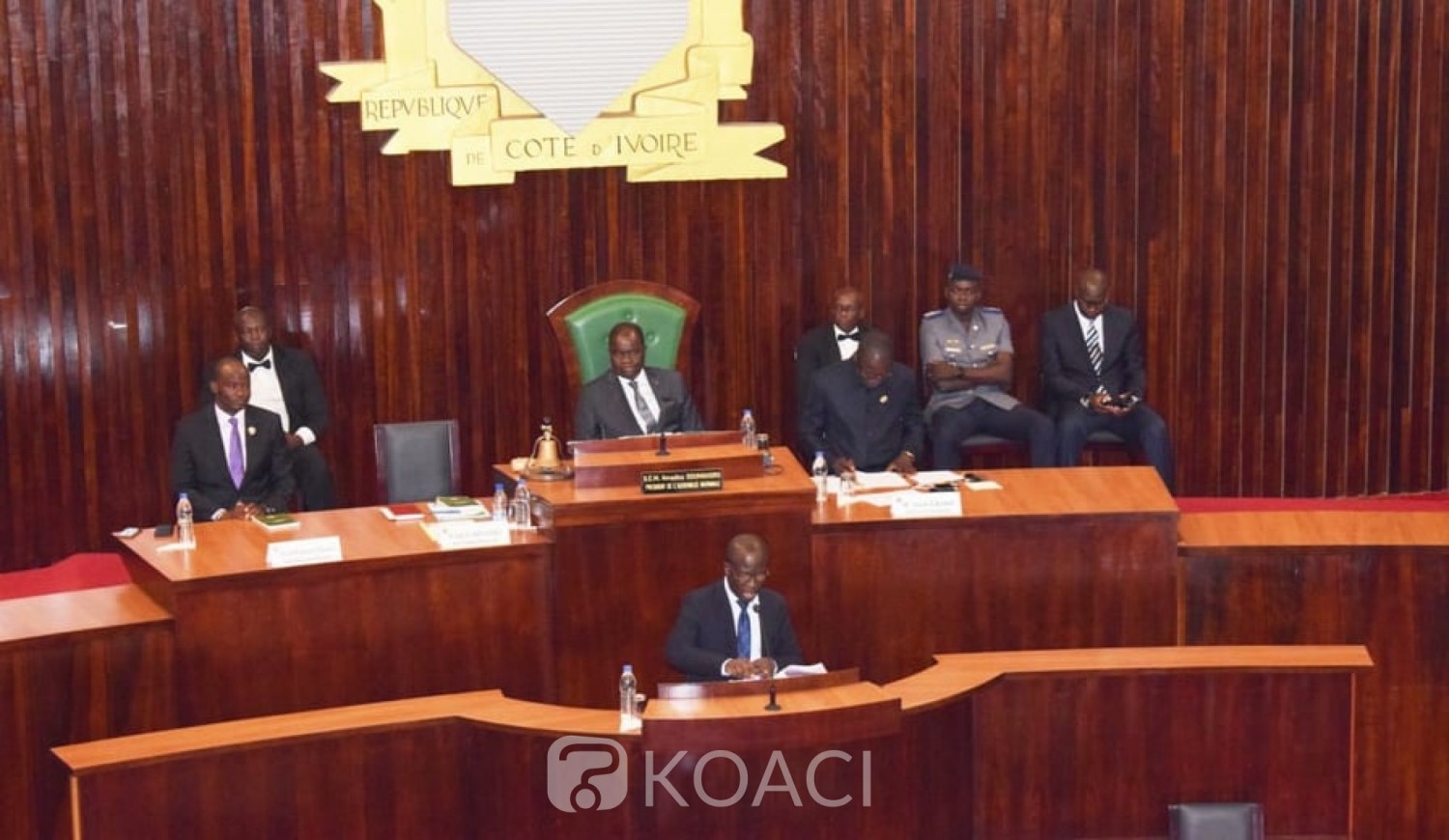 Côte d'Ivoire : Les parlementaires se donnent dix jours pour examiner et adopter le projet de loi portant révision constitutionnelle entre Abidjan et Yamoussoukro
