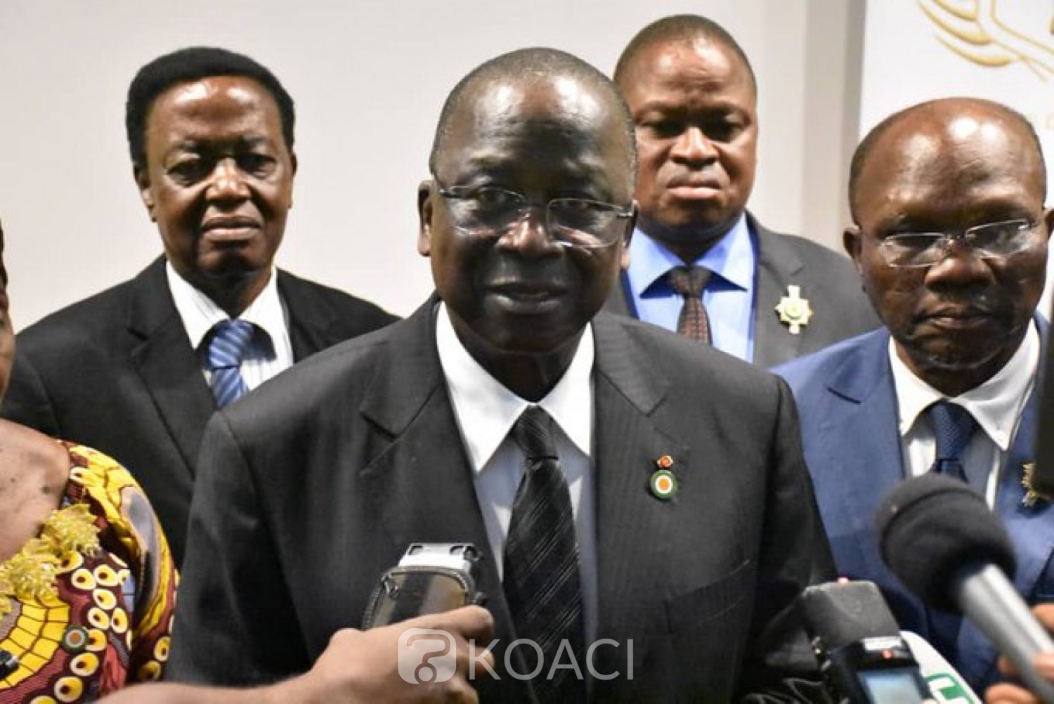 Côte d'Ivoire : Révision constitutionnelle, «Affaire gouvernement est forclos », Ahoussou répond à Guikahué : «On peut s'improviser, mécanicien, menuisier mais on ne peut pas s'improviser juriste»