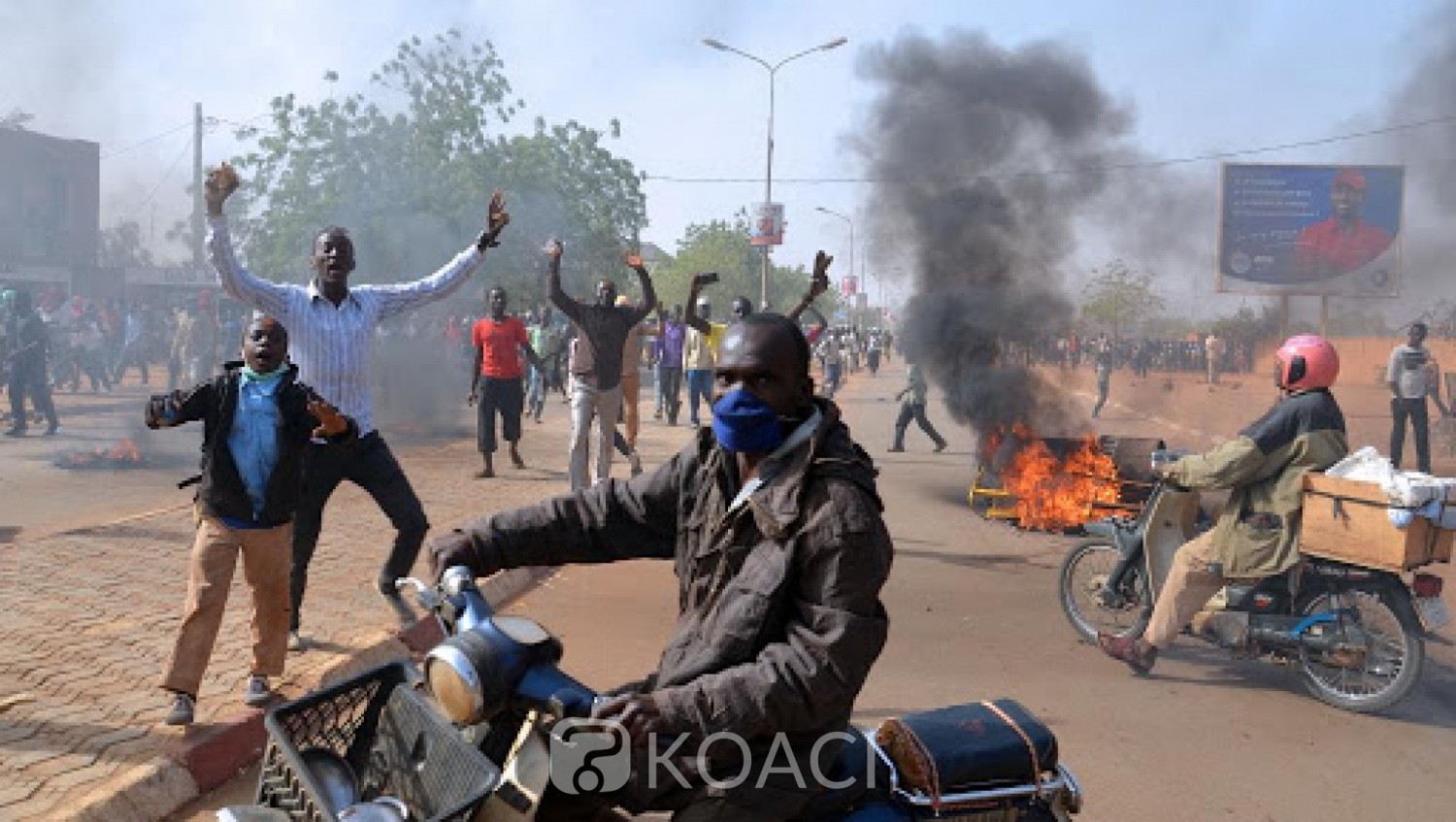 Niger: Empêchés de prier dans une mosquée, des jeunes en colère s'opposent aux forces de l'ordre à Niamey