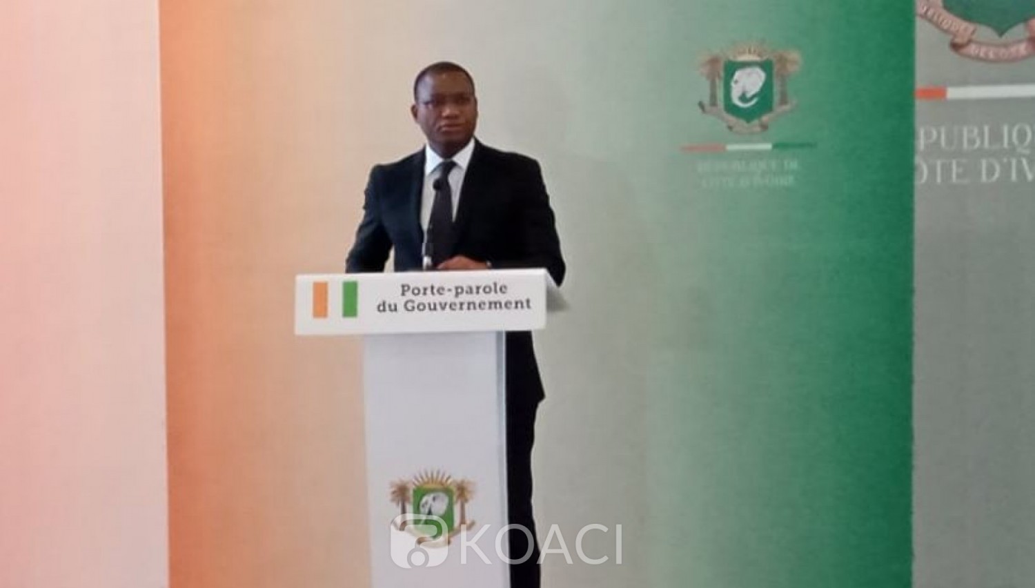Côte d'Ivoire : Amadou Gon en France, Sidi Touré confirme la pose d'un stent et dédramatise la situation