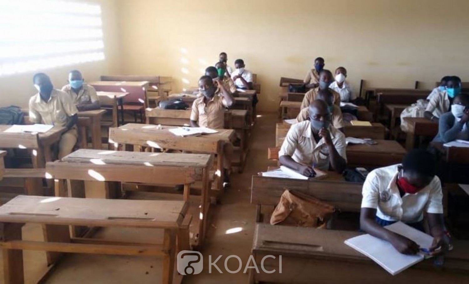 Côte d'Ivoire : Reprise des cours, 200 FCFA exigé par élève à Sikensi pour l'achat des masques