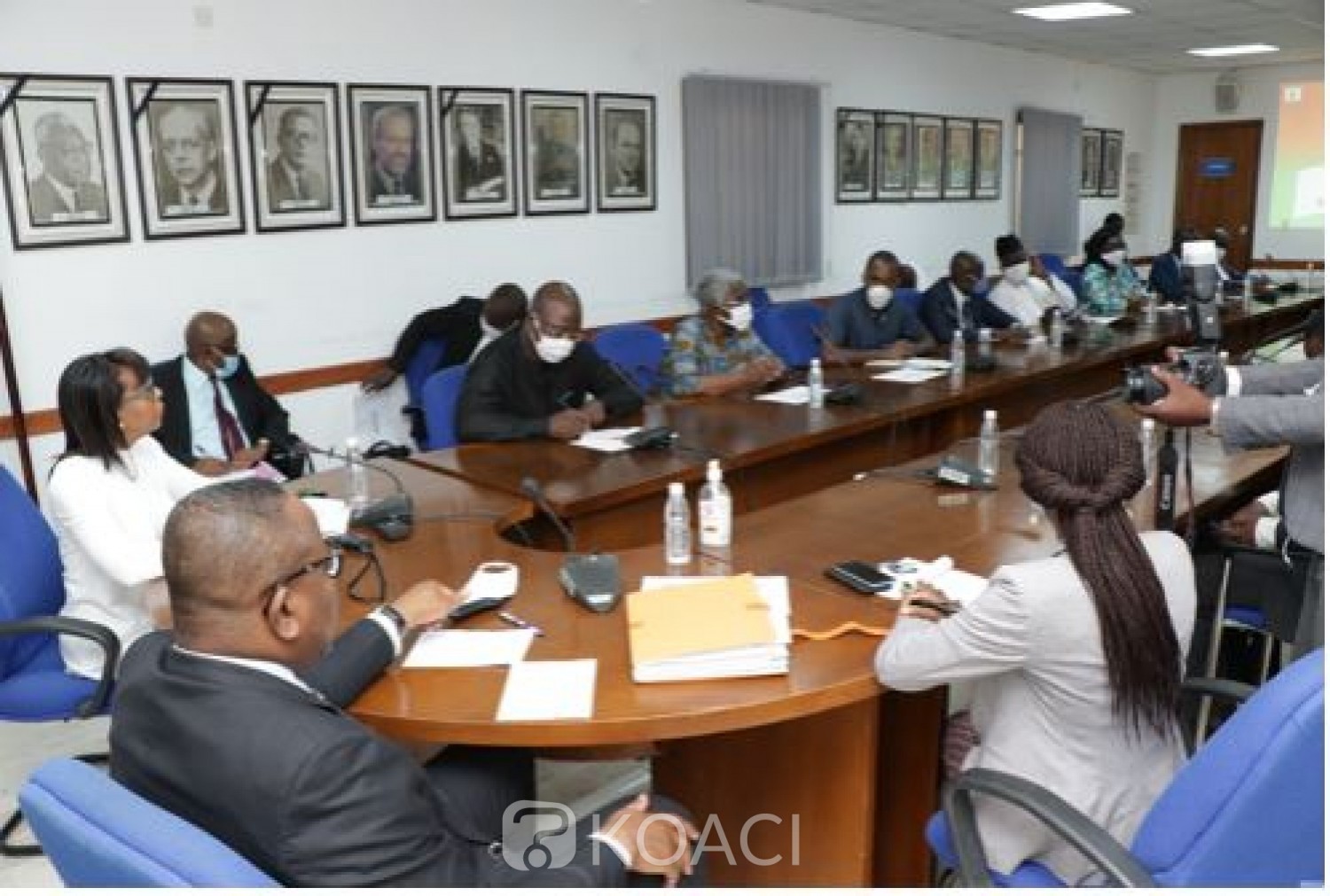 Côte d'Ivoire : Présidentielle d'octobre, précision de la CEI : « Ce n'est pas la CNI qui donne droit au vote, mais plutôt la carte d'électeur »