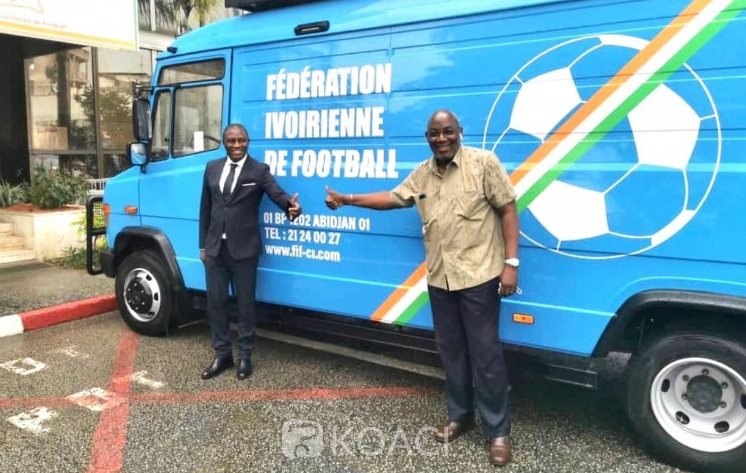 Côte d'Ivoire  Le car-régie de la Fédération Ivoirienne de Football est enfin arrivé