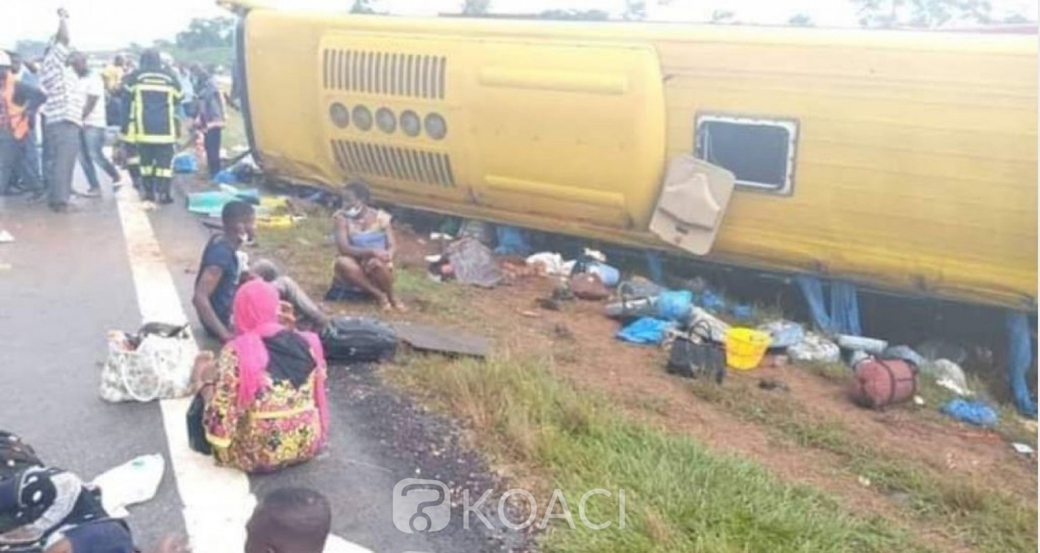 Côte d'Ivoire : Une sortie de route d'un car de transport dans une localité de Toumodi fait 2 morts et 65 blessés
