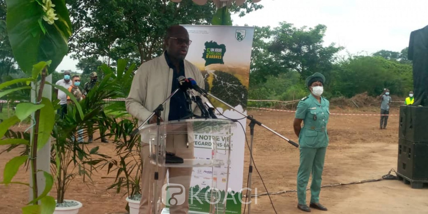 Côte d'Ivoire : Couvert forestier, depuis Yamoussoukro, Donwahi invite la population à s'approprier l'opération «1 jour 5 millions d'arbres»