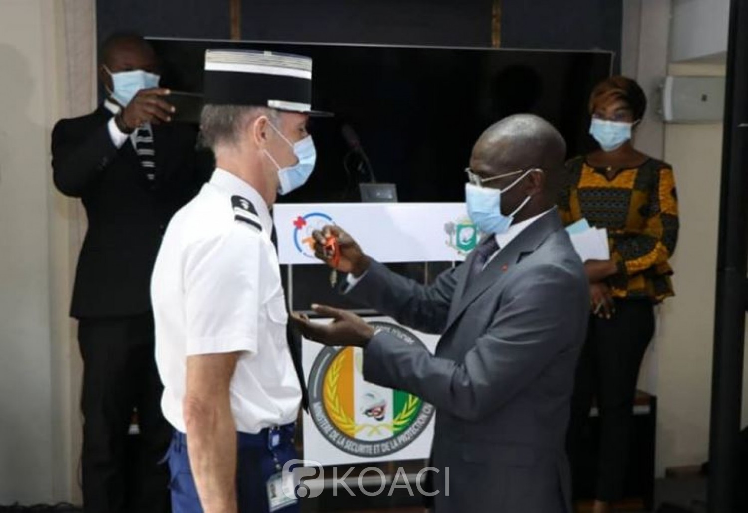 Côte d'Ivoire-France : Le  Colonel Patoux « pierre angulaire » de la coopération franco-ivoirienne dans le domaine de la sécurité en fin de mission