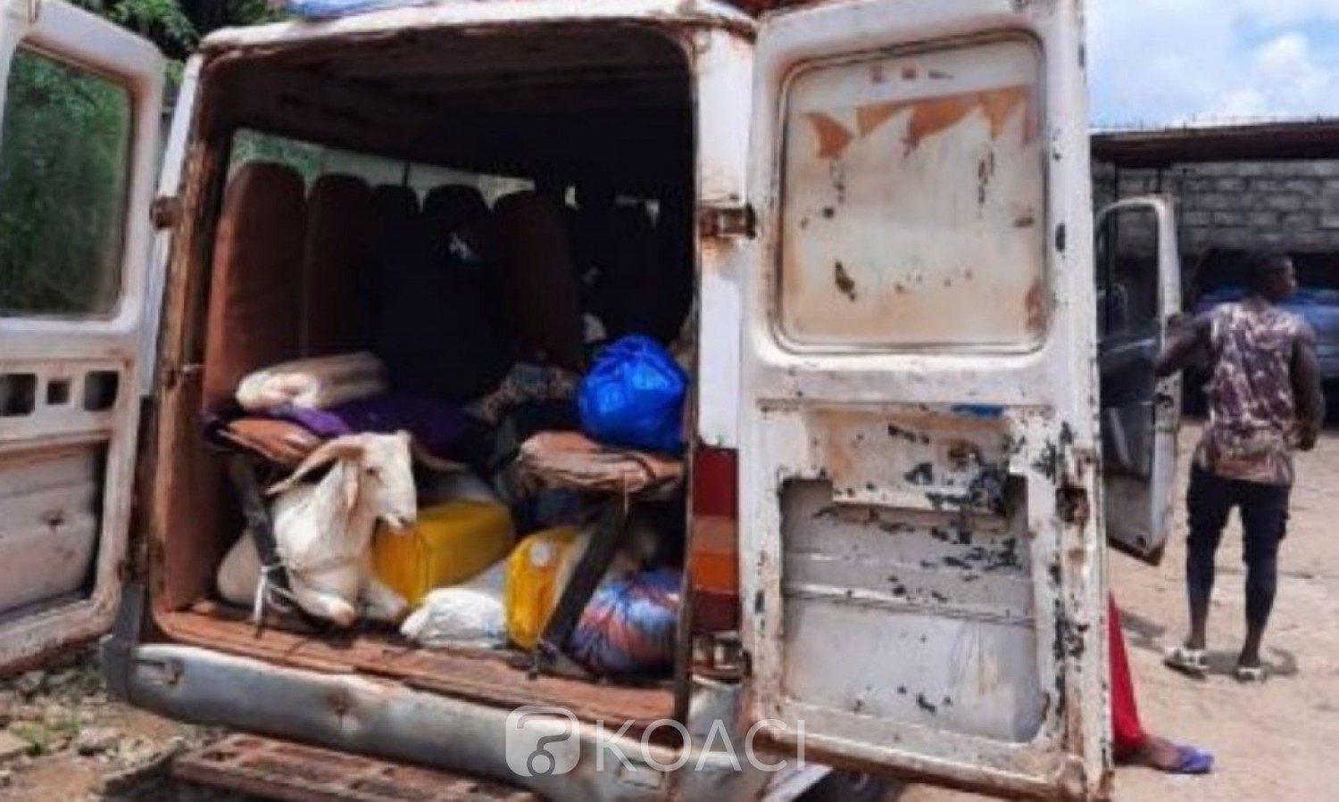 Côte d'Ivoire : Des munitions saisies dans un véhicule de transport en commun au centre