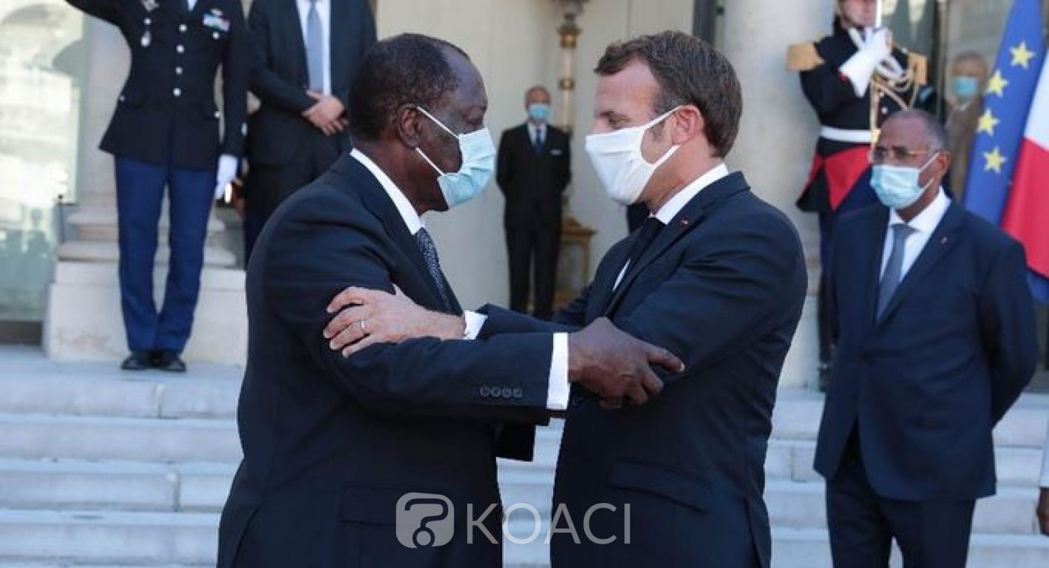 Côte d'Ivoire-France : Après avoir accepté d'être candidat, Emmanuel Macron reconnaissant du courage politique d'Alassane Ouattara