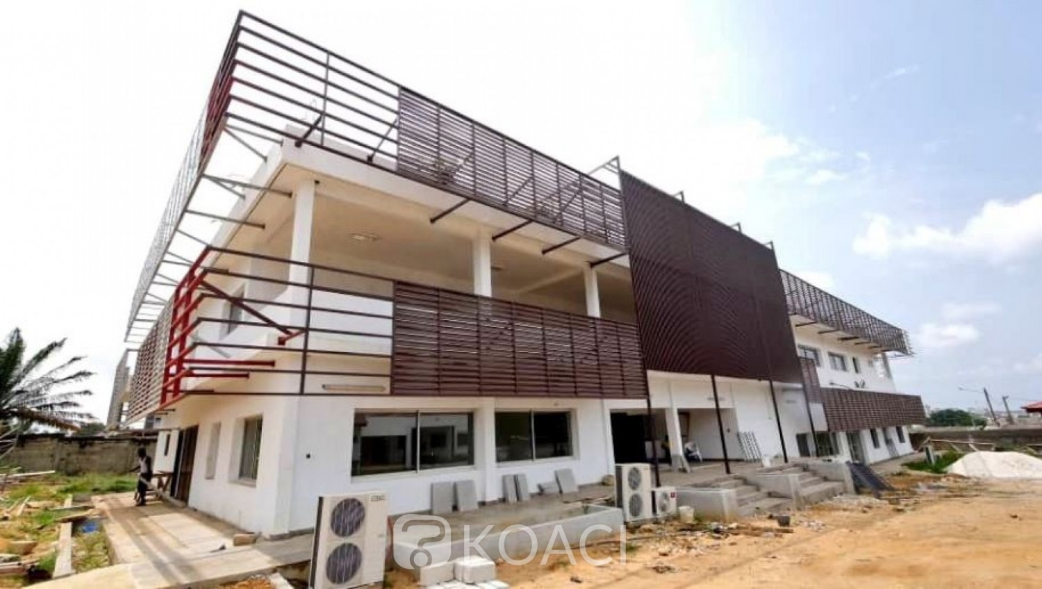 Côte d'Ivoire Yopougon, une maison des jeunes et des Savoirs sort de