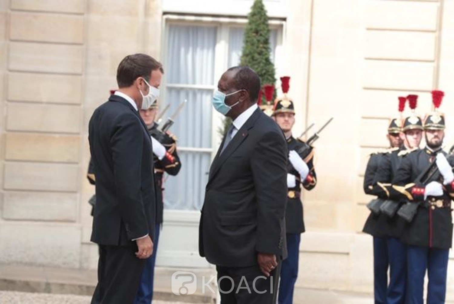 Côte d'Ivoire : Ouattara à propos de sa rencontre avec Macron :  «  Nous devons faire confiance à nos institutions et arrêter de penser que les décisions doivent être prises à Paris ou à New-York »